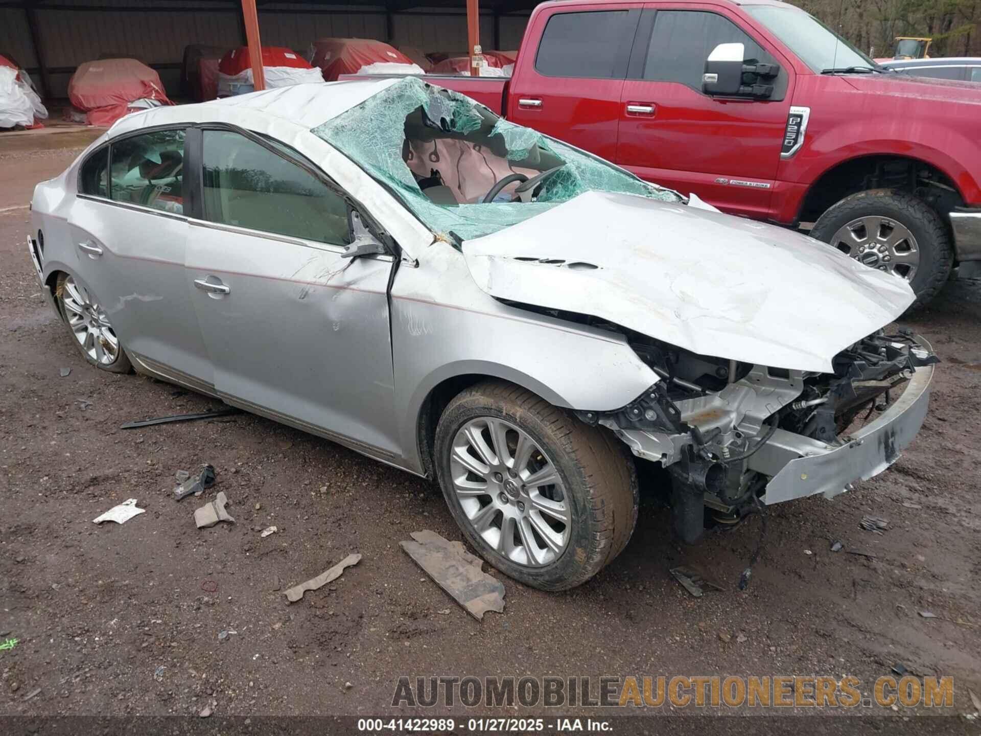 1G4GC5E35DF325313 BUICK LACROSSE 2013