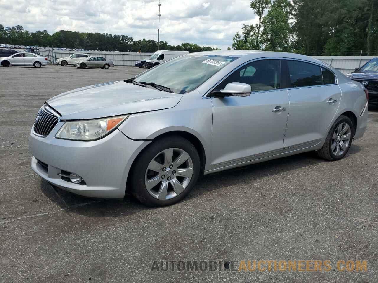 1G4GH5E35DF143161 BUICK LACROSSE 2013