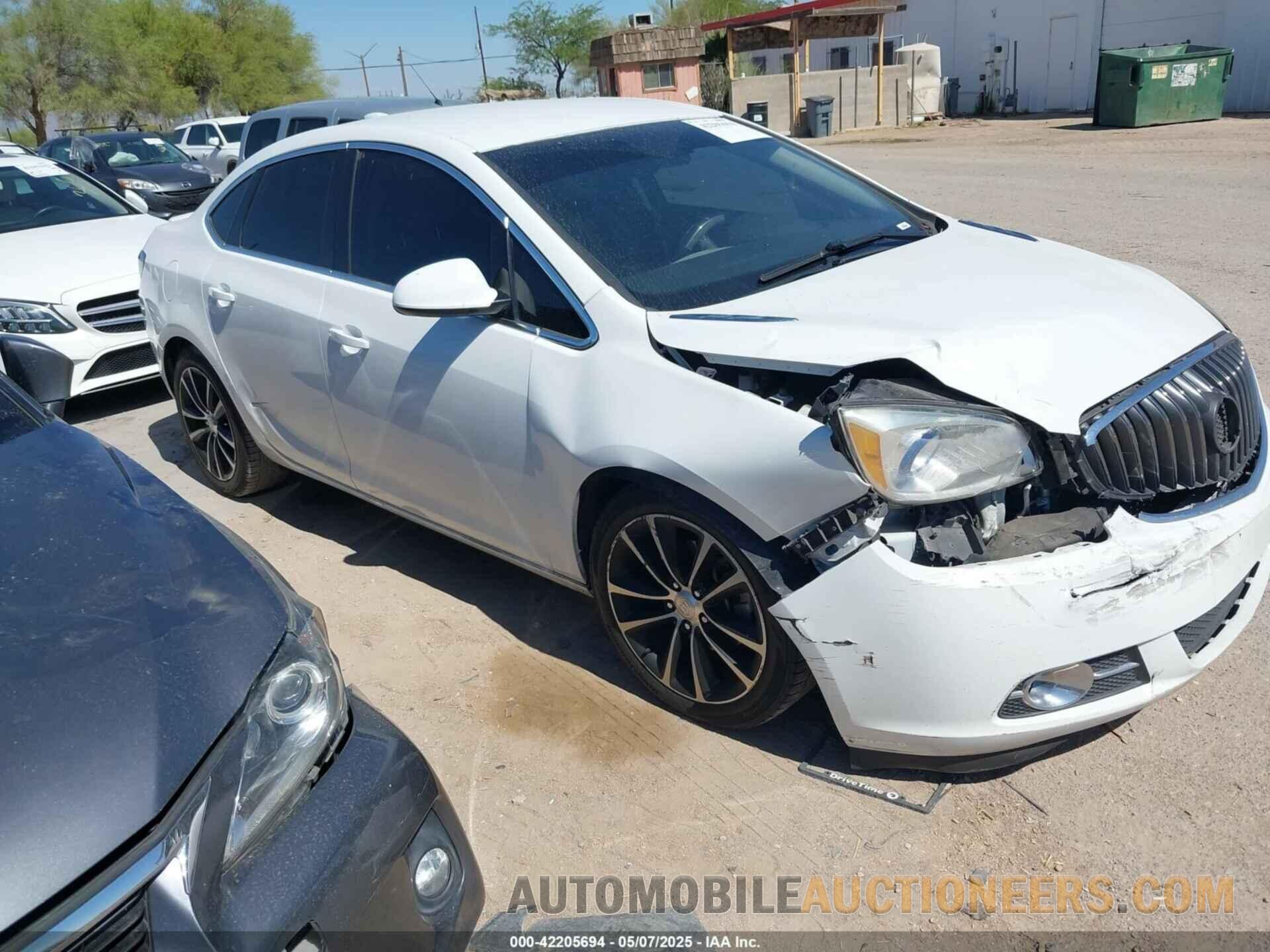 1G4PR5SK2H4108085 BUICK VERANO 2017