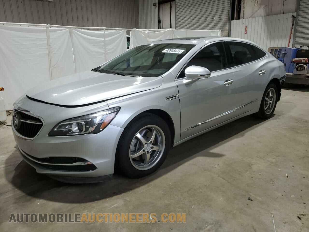 1G4ZR5SS5HU166328 BUICK LACROSSE 2017