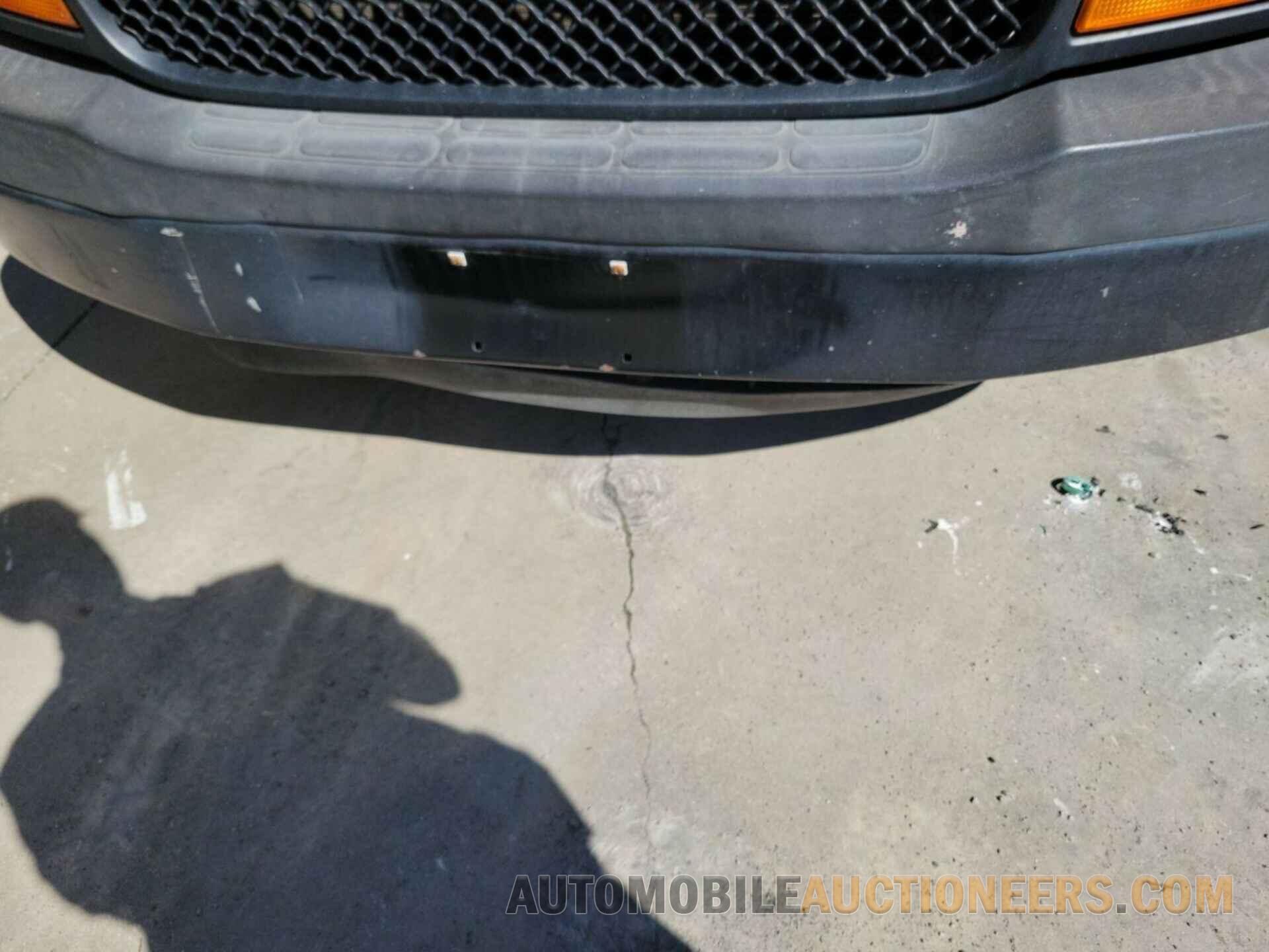 1GAWGEFF8G1320971 CHEVROLET EXPRESS G2500 2016