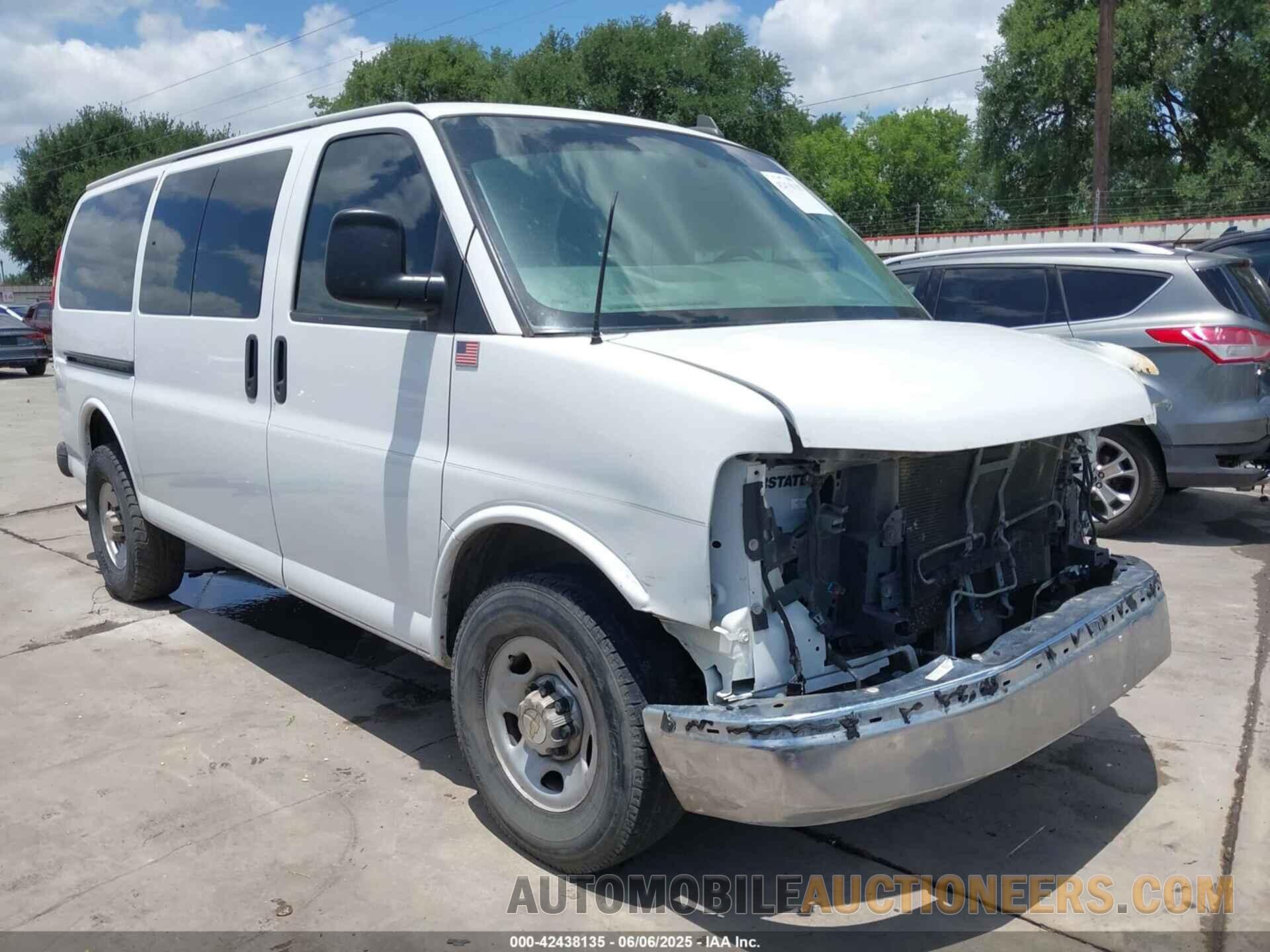 1GAZGMFG9G1176444 CHEVROLET EXPRESS PASSENGER 2016