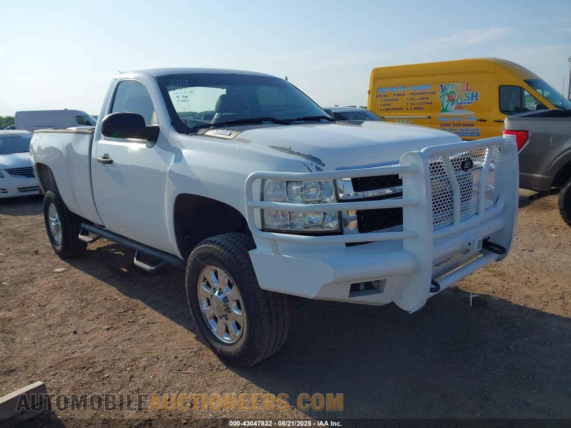1GC0CVCG3BF227793 CHEVROLET SILVERADO 2500HD 2011