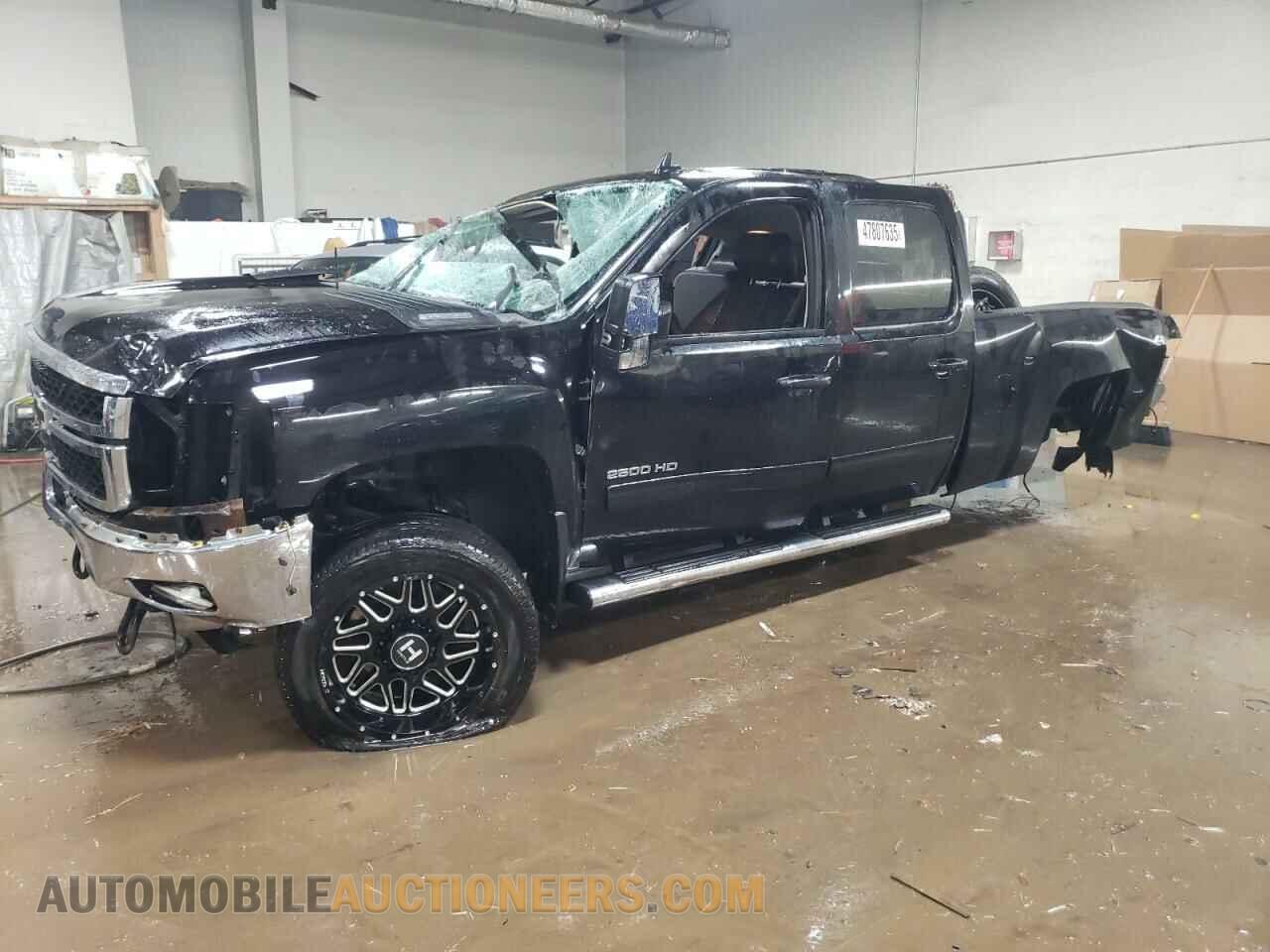 1GC1KYCG8DF239823 CHEVROLET ALL Models 2013