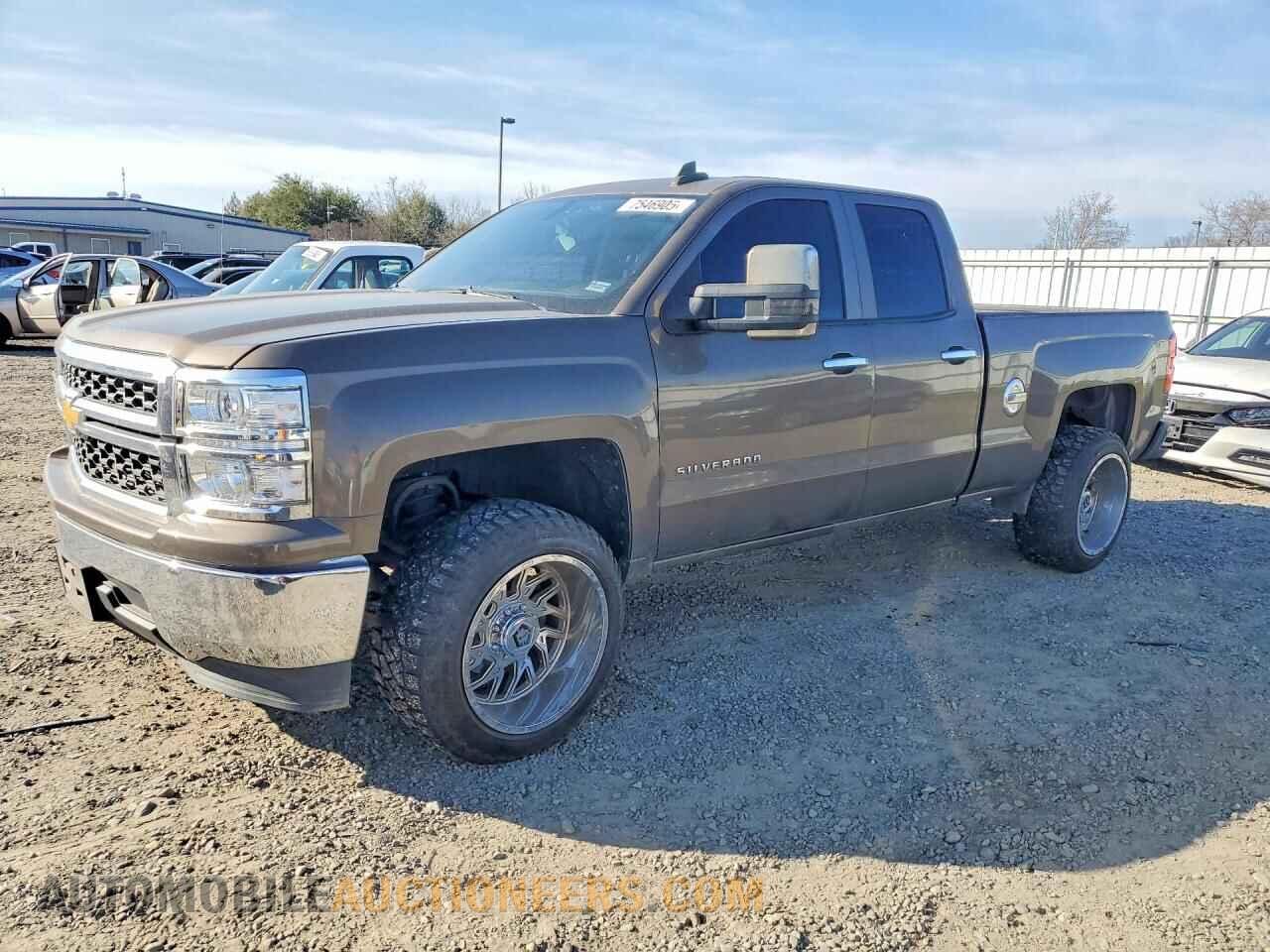 1GCRCPEC1FZ283989 CHEVROLET ALL Models 2015