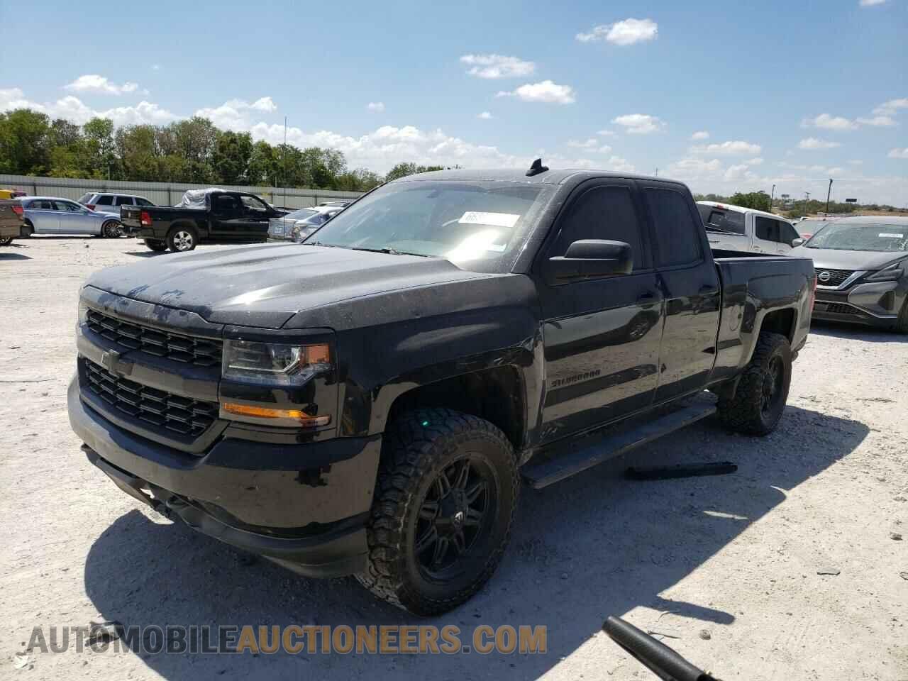 1GCRCPECXJZ214419 CHEVROLET ALL Models 2018