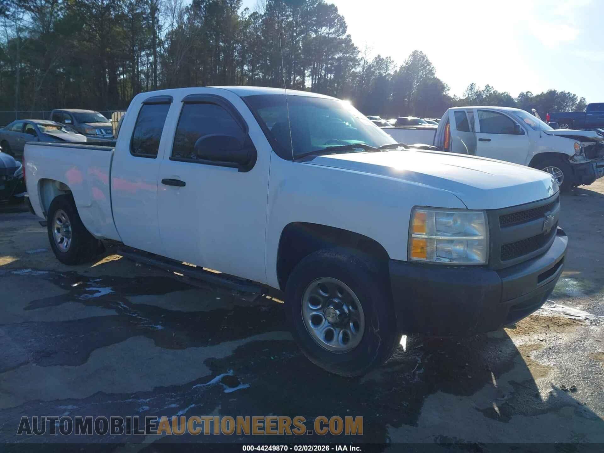 1GCRCPEX0DZ289735 CHEVROLET SILVERADO 1500 2013