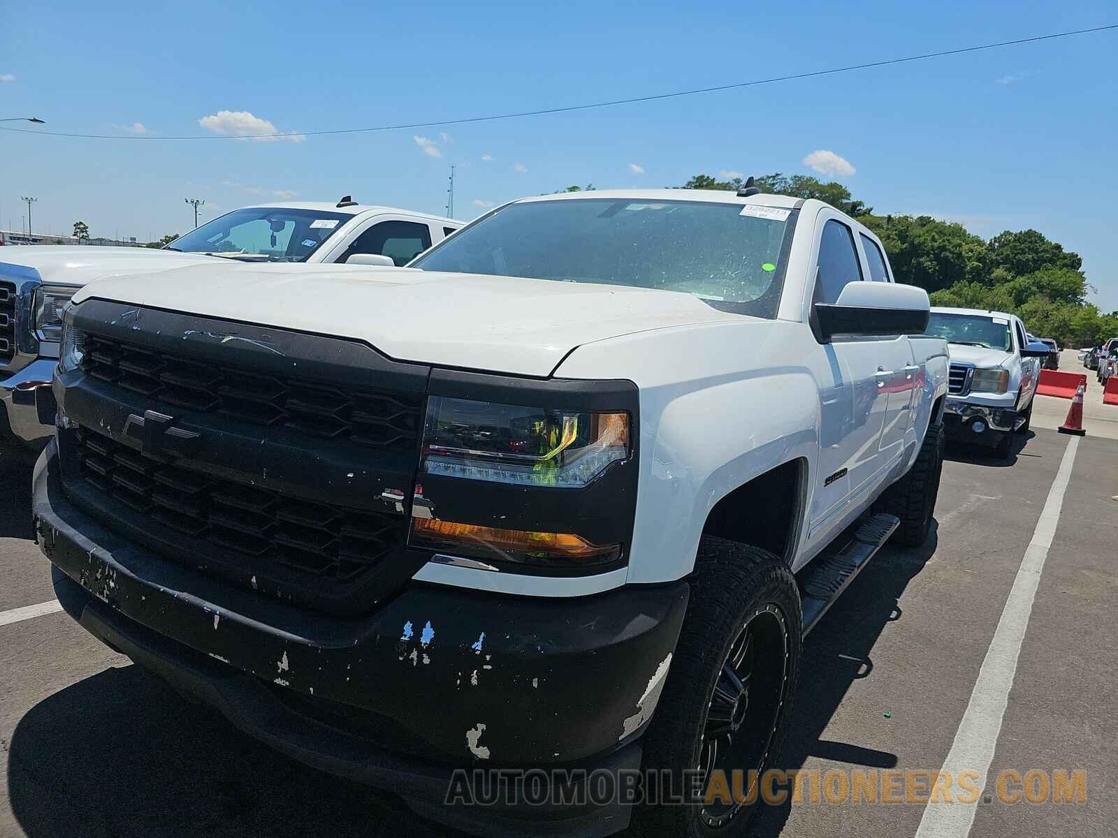 1GCRCREC7JZ191998 Chevrolet Silverado 1500 2018