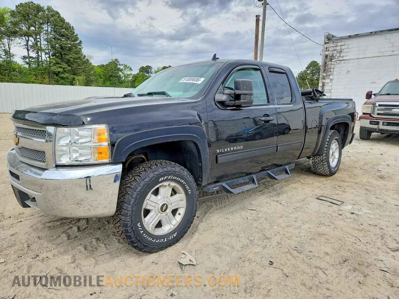 1GCRKSE74DZ208564 CHEVROLET SILVERADO 2013