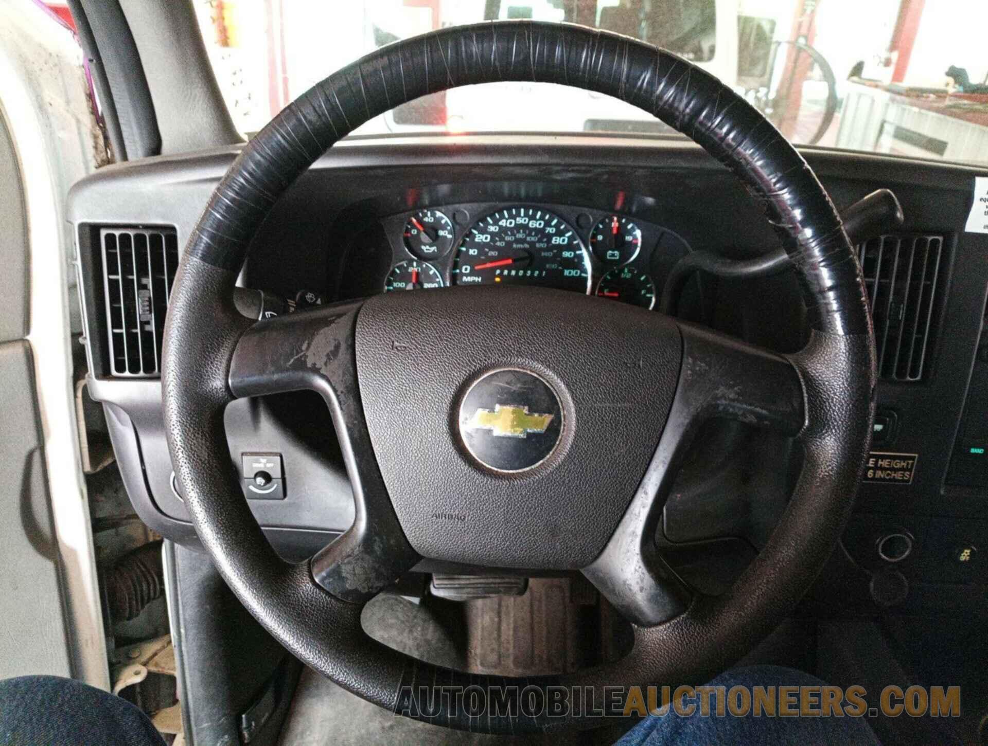 1GCSGAFXXD1136795 CHEVROLET EXPRESS G1500 2013