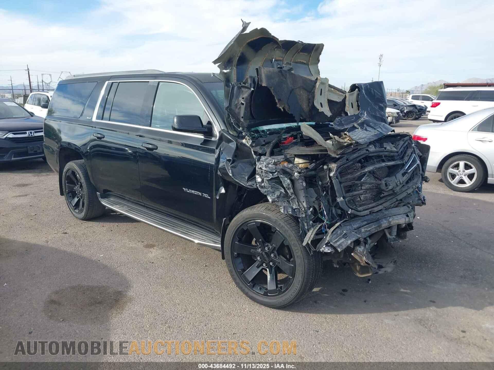 1GKS2FECXHR398564 GMC YUKON XL 2017