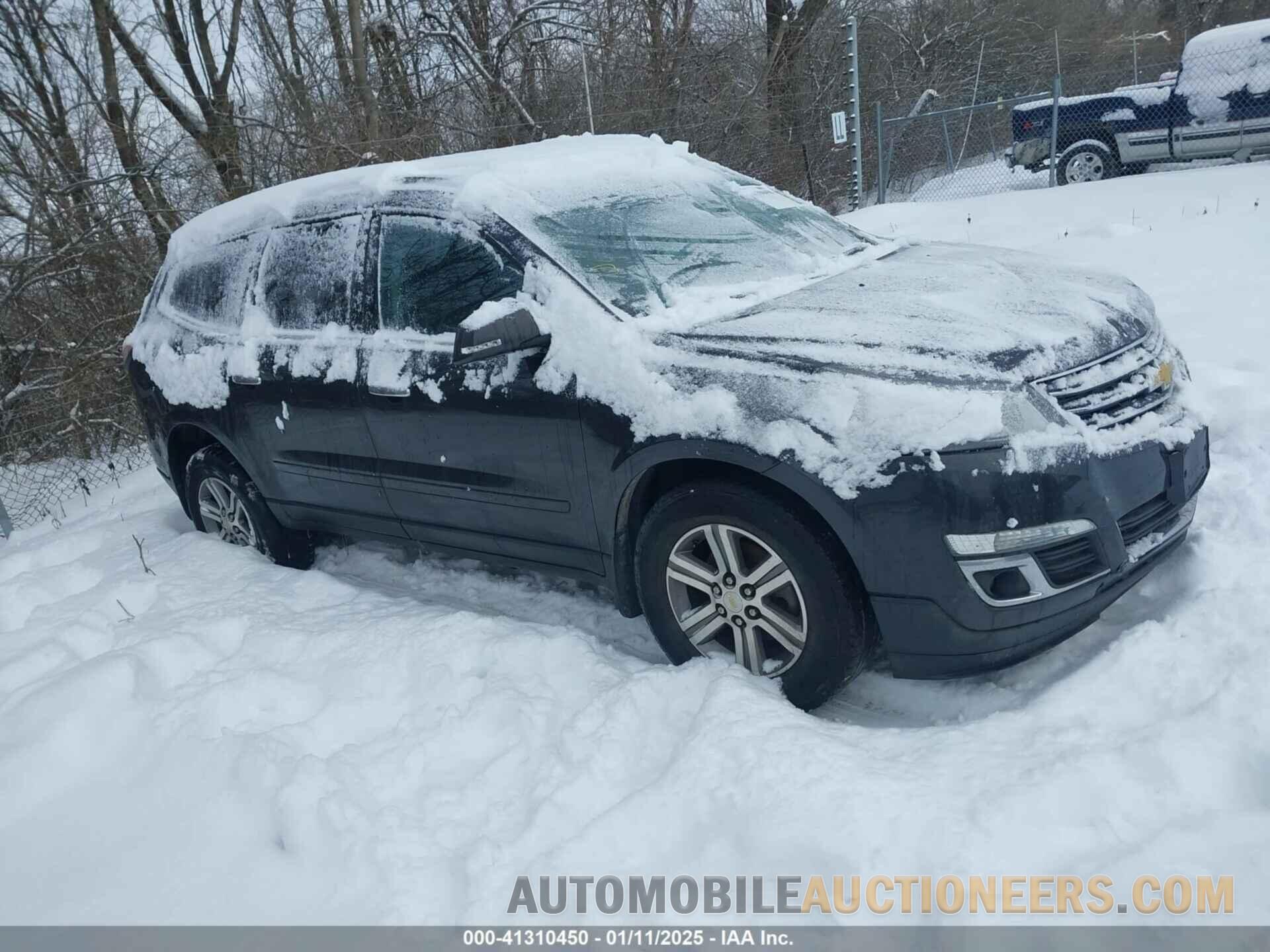 1GNKRGKD3FJ311858 CHEVROLET TRAVERSE 2015