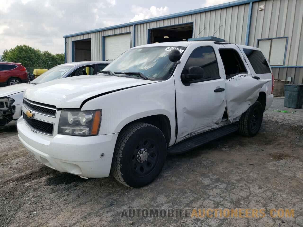 1GNLC2E05DR328838 CHEVROLET TAHOE 2013