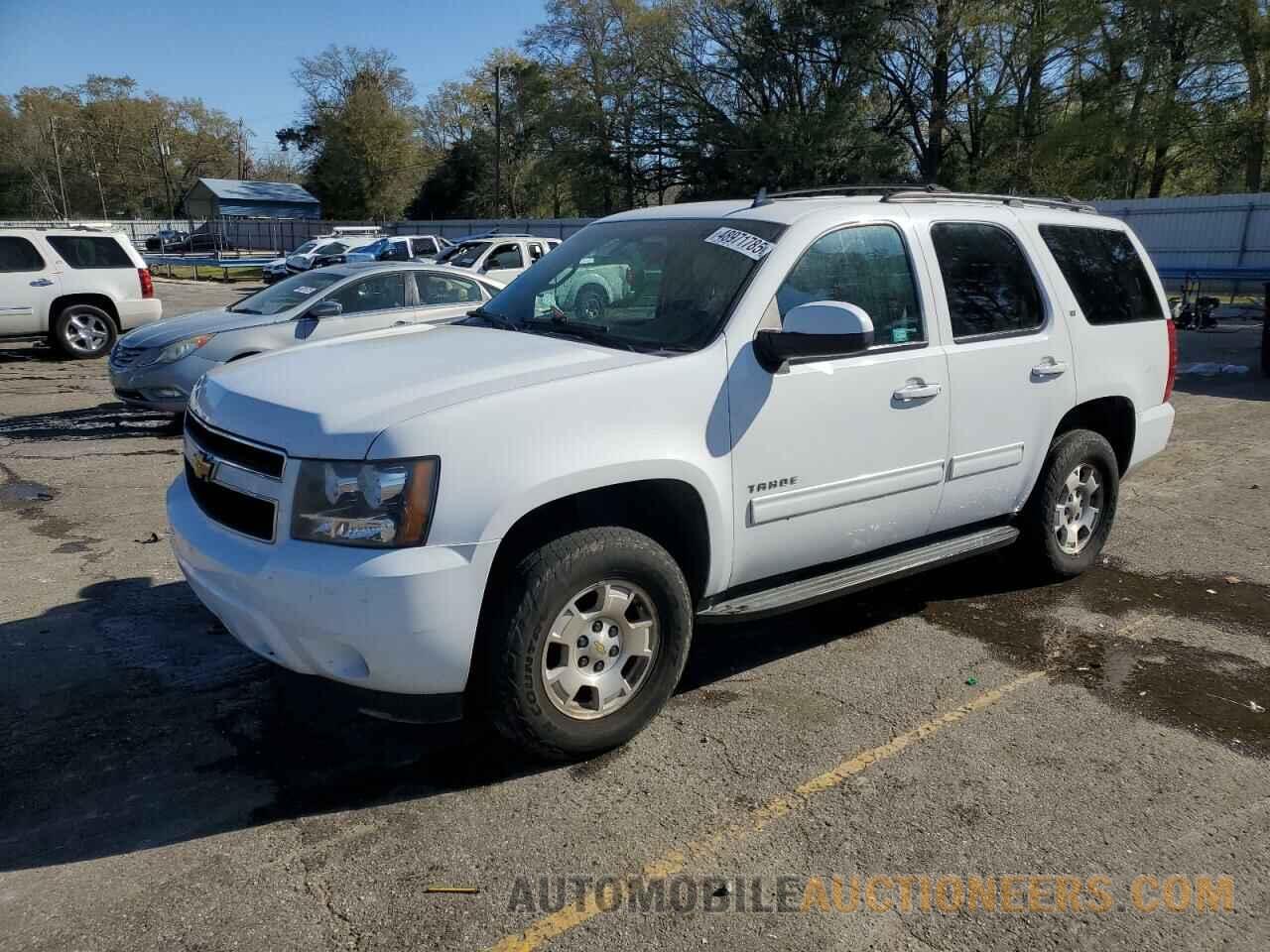 1GNSCBE00DR237312 CHEVROLET TAHOE 2013