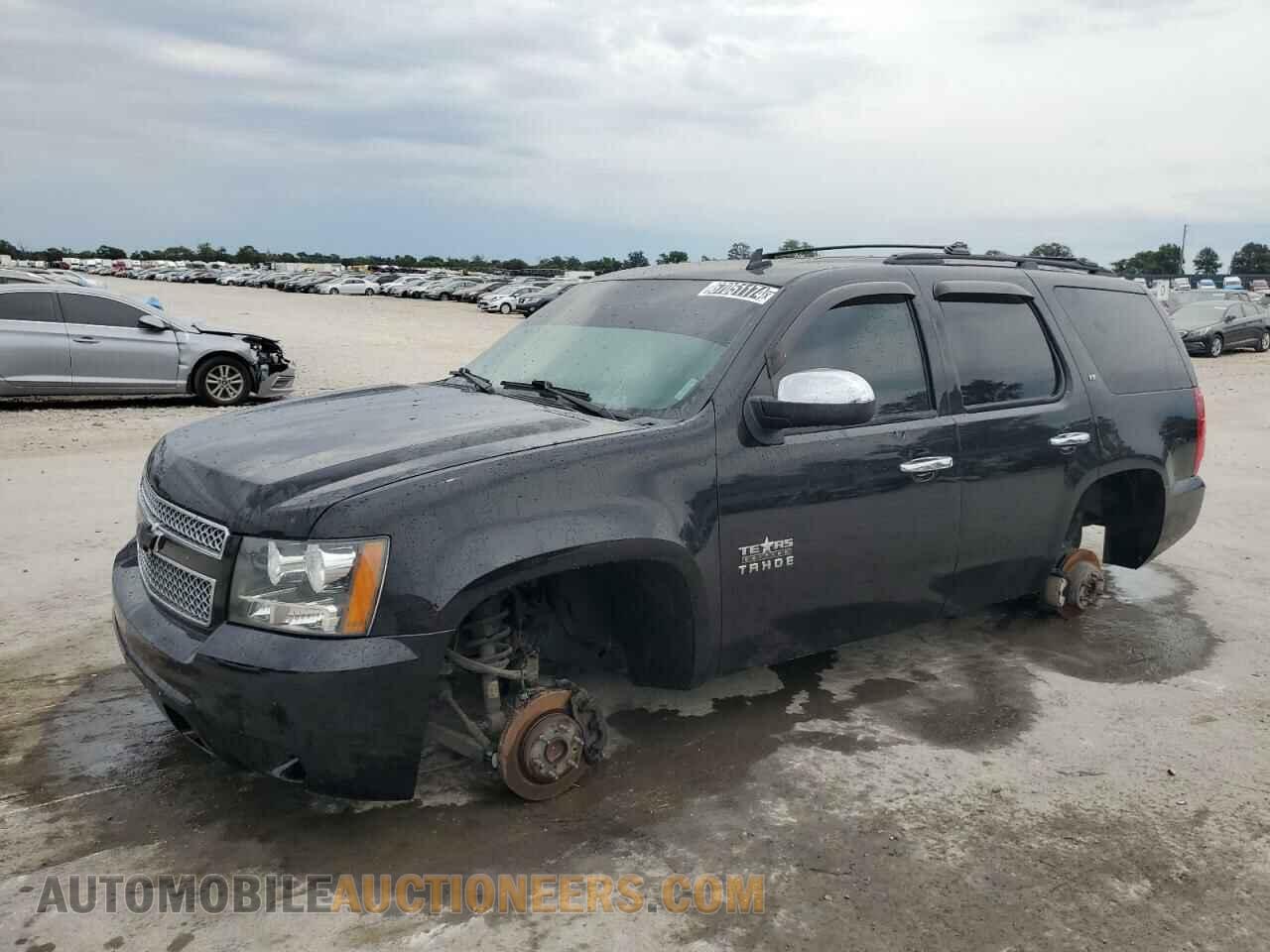 1GNSCBE0XDR106856 CHEVROLET TAHOE 2013