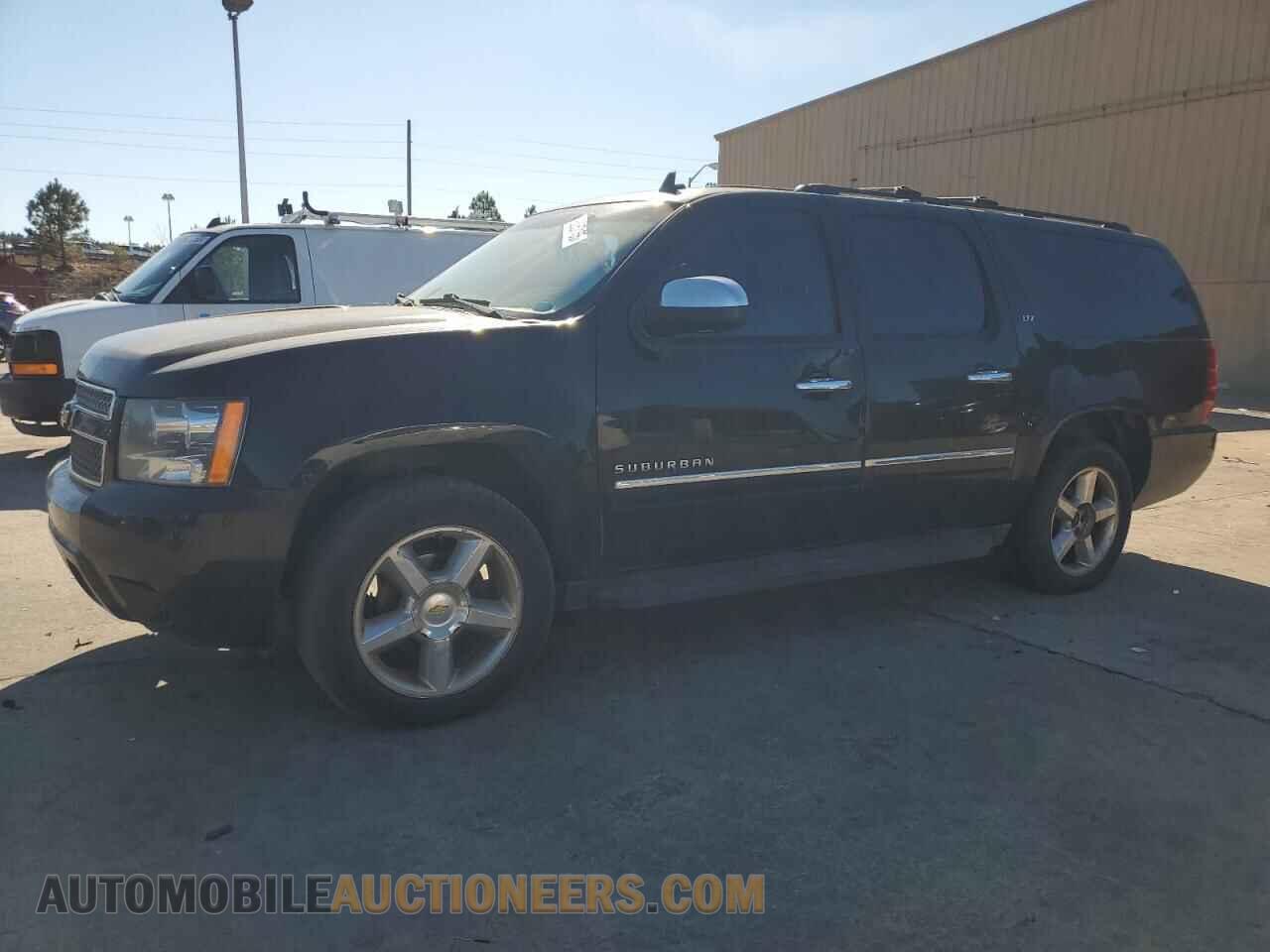1GNSCKE08DR105799 CHEVROLET SUBURBAN 2013