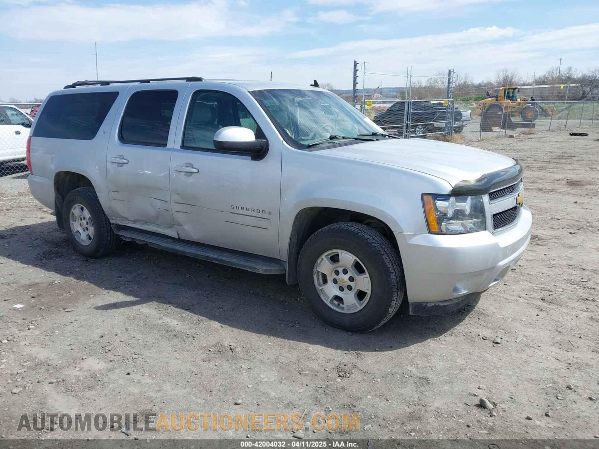 1GNSKJE78DR108955 CHEVROLET SUBURBAN 1500 2013