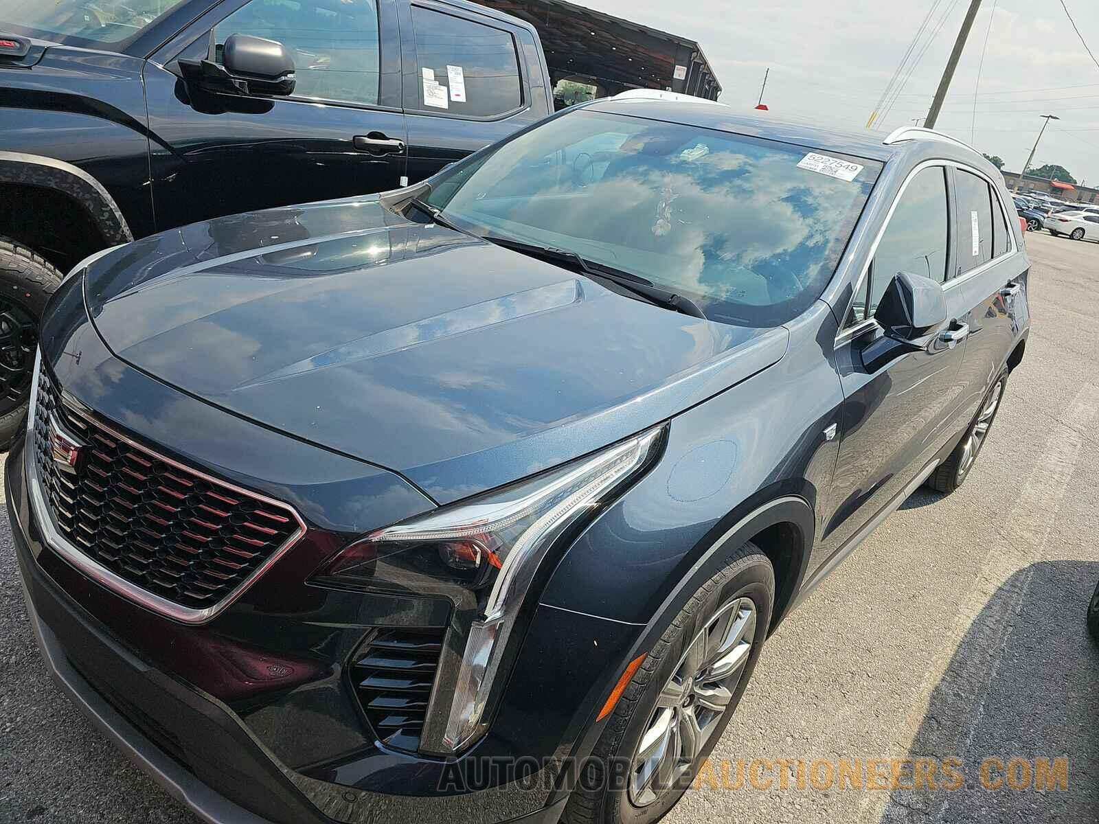 1GYFZCR4XLF075081 Cadillac XT4 2020