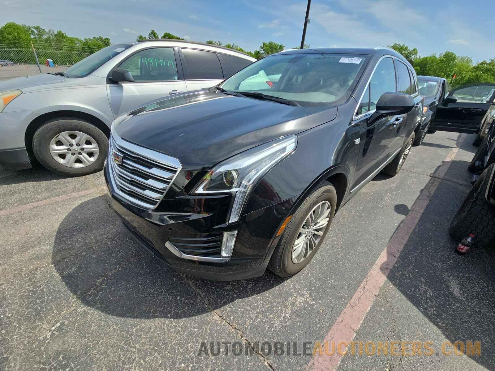 1GYKNCRS6JZ138245 Cadillac XT5 2018