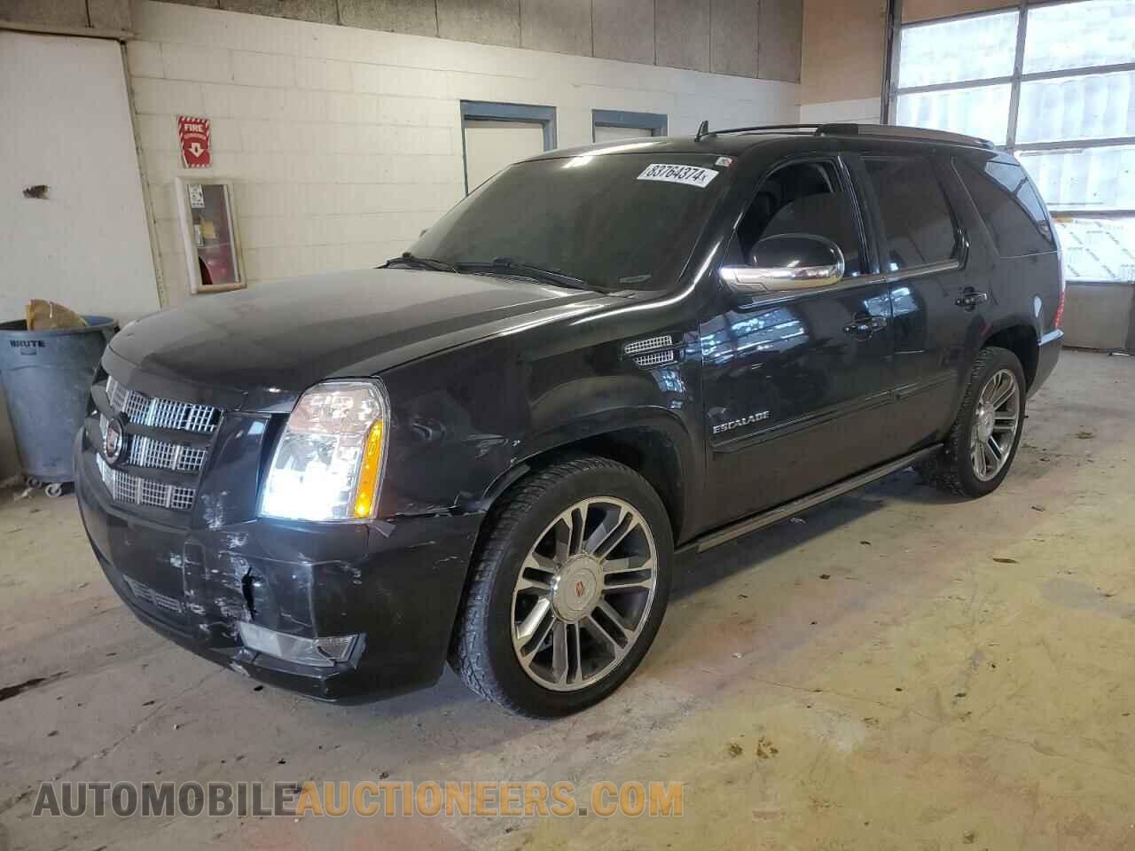 1GYS4CEFXDR107869 CADILLAC ESCALADE 2013