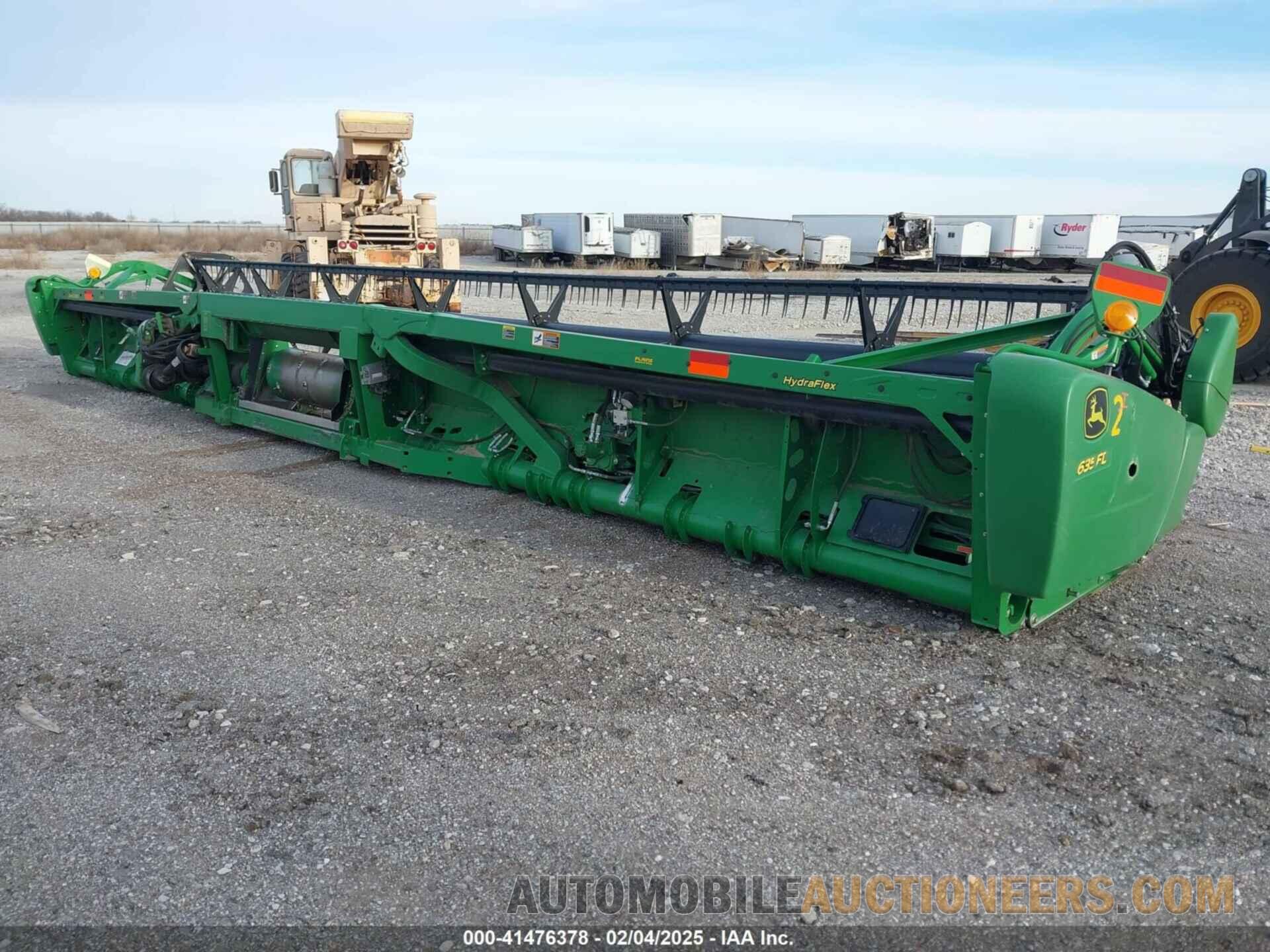 1H0635FDJD0756408 JOHN DEERE 635FD BEAN HEAD FOR 2013