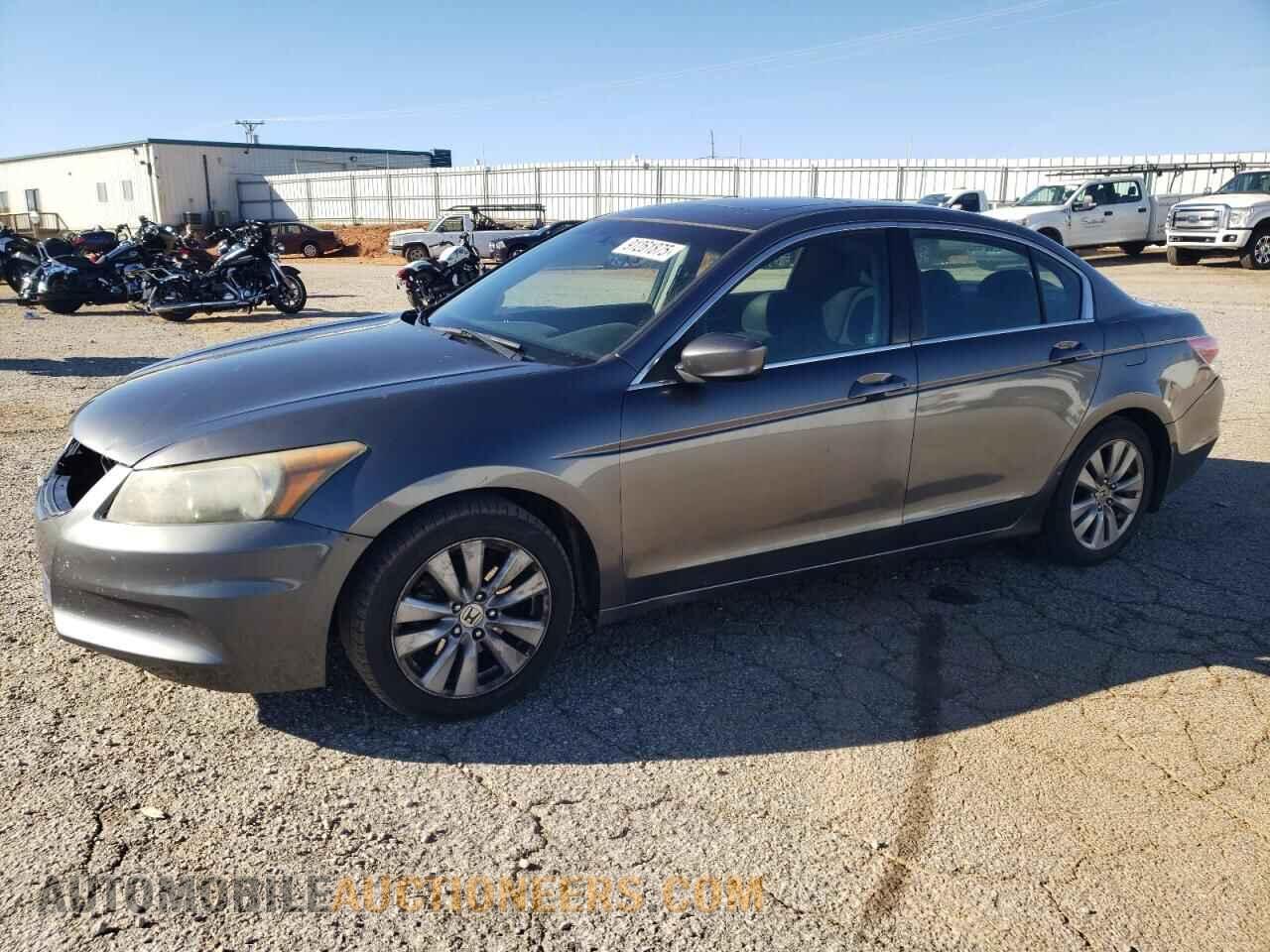 1HGCP2F77BA049865 HONDA ACCORD 2011