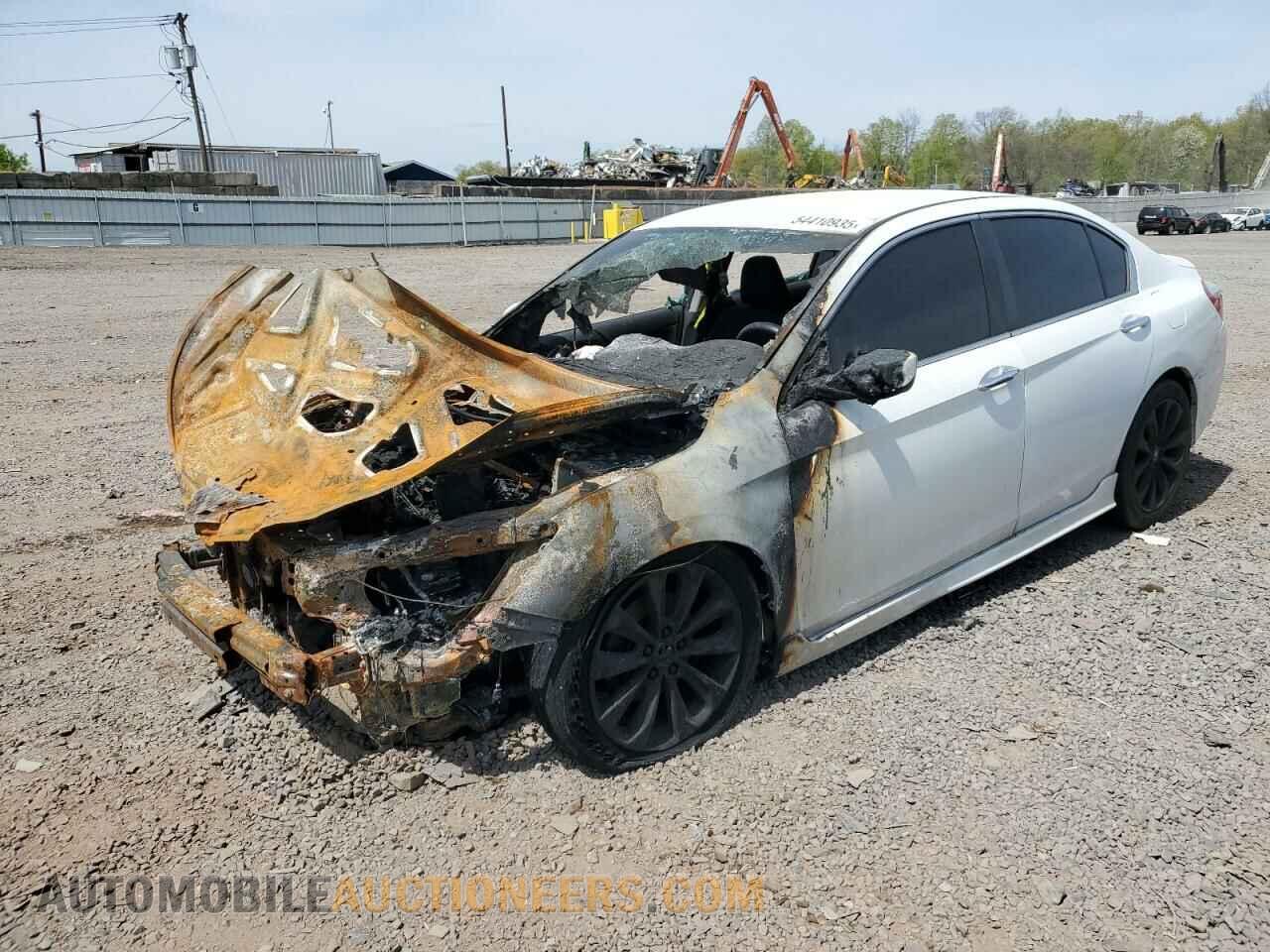 1HGCR2F55DA076607 HONDA ACCORD 2013