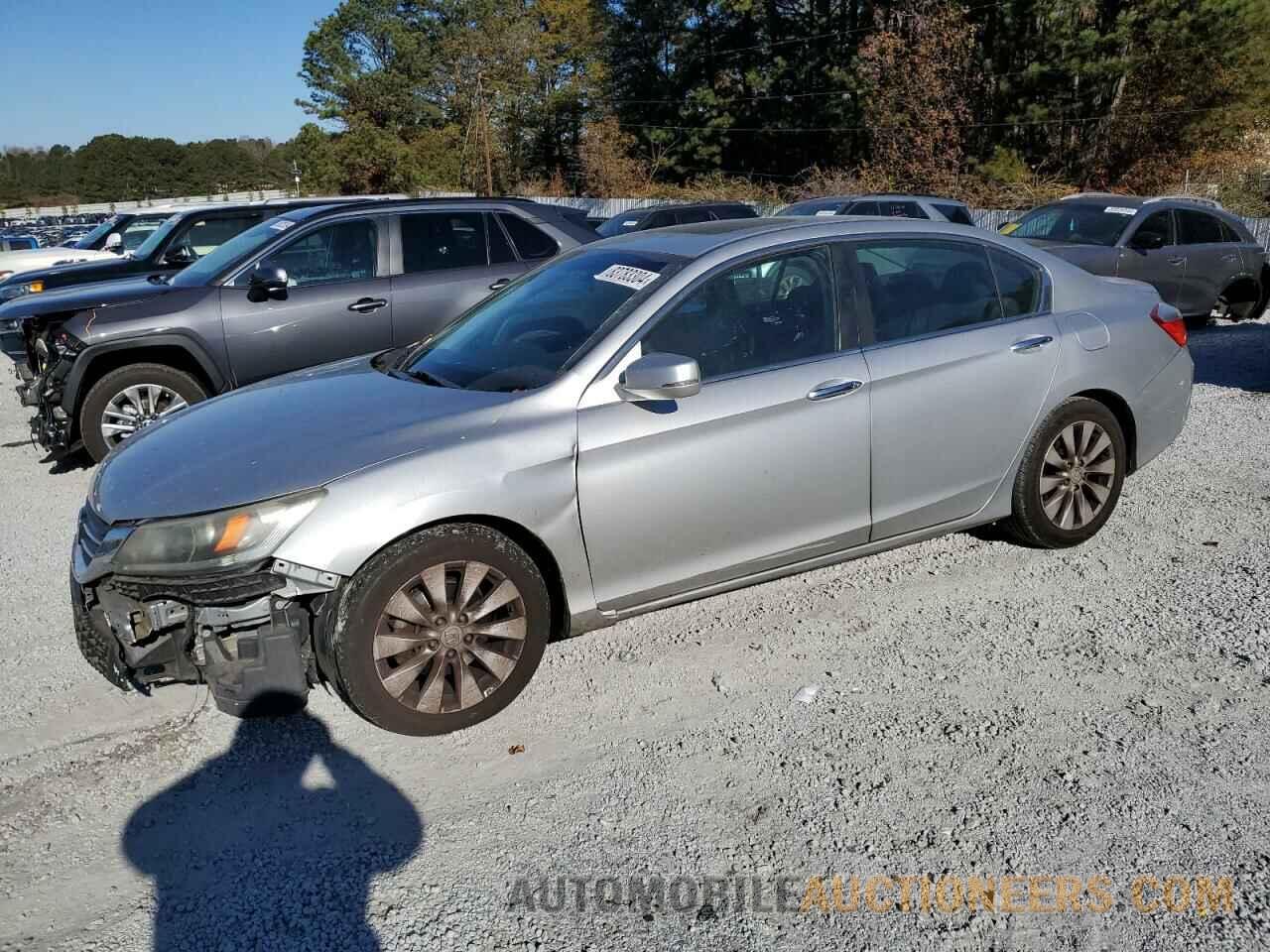 1HGCR2F76DA076018 HONDA ACCORD 2013