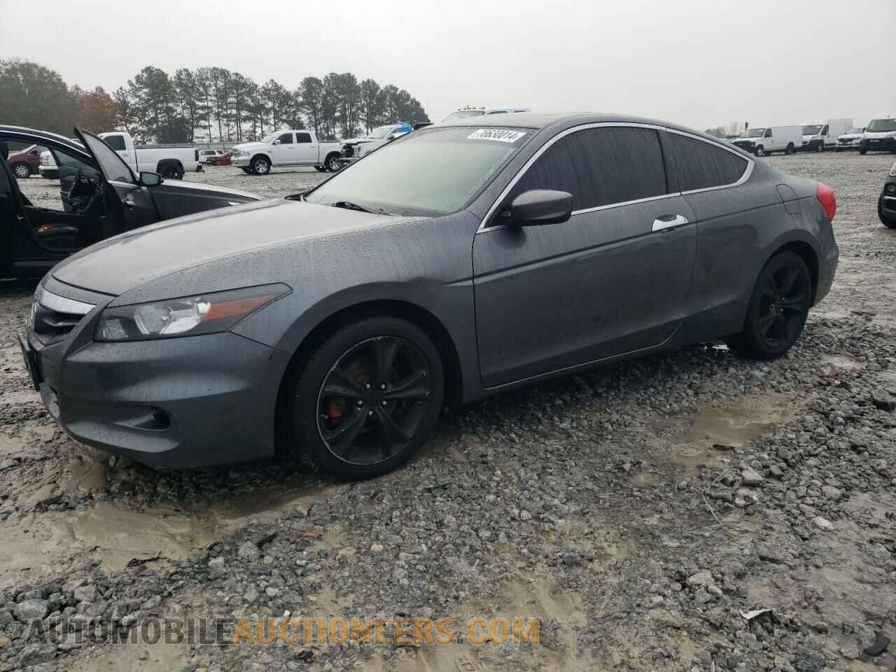 1HGCS2B87BA001070 HONDA ACCORD 2011