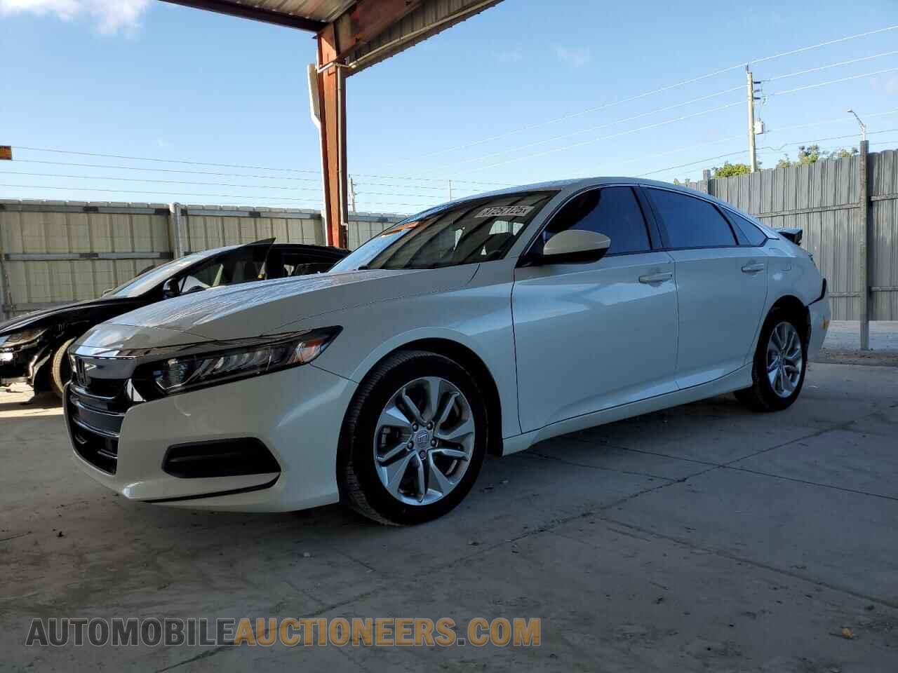 1HGCV1F18KA011069 HONDA ACCORD 2019