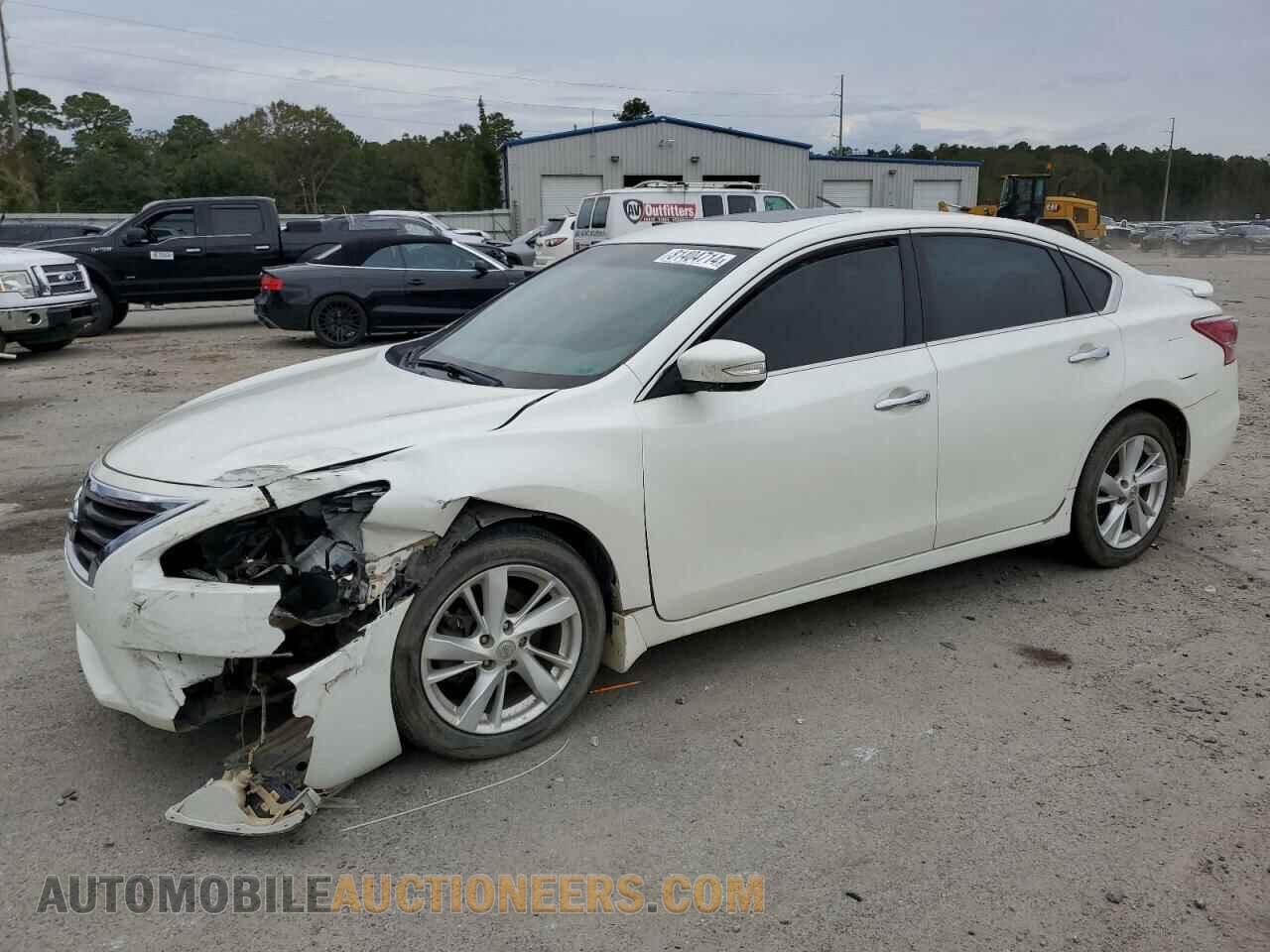 1N4AL3AP0DC213601 NISSAN ALTIMA 2013