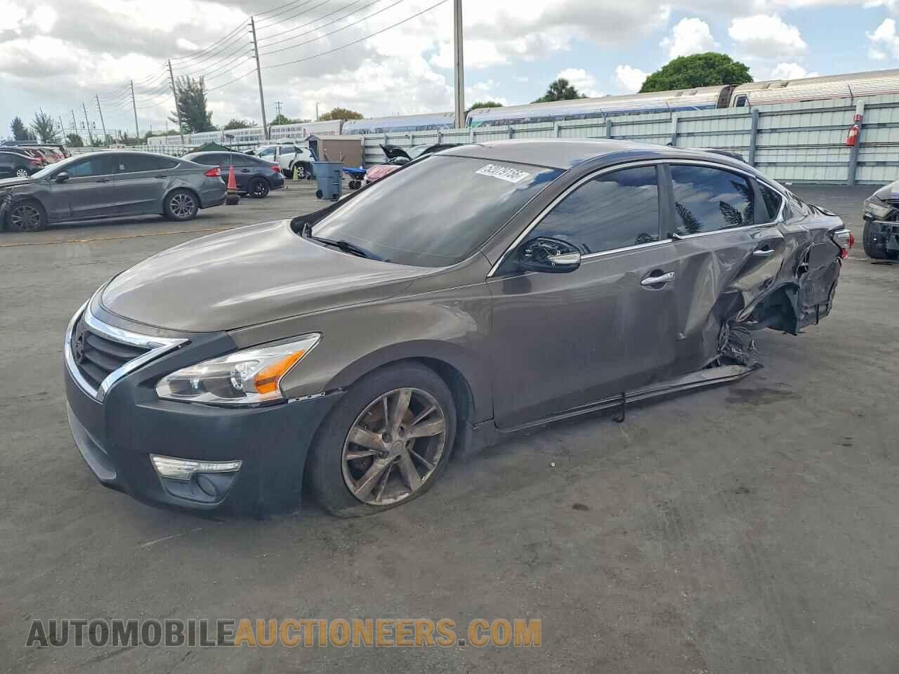 1N4AL3AP0DC232147 NISSAN ALTIMA 2013