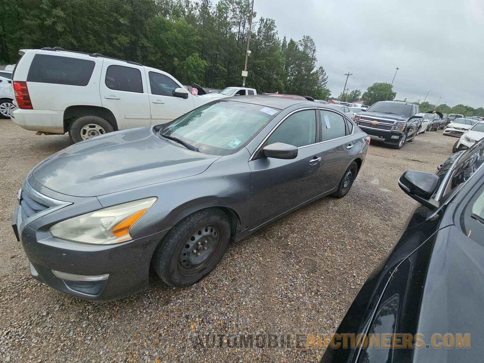 1N4AL3AP0FC410612 Nissan Altima 2015