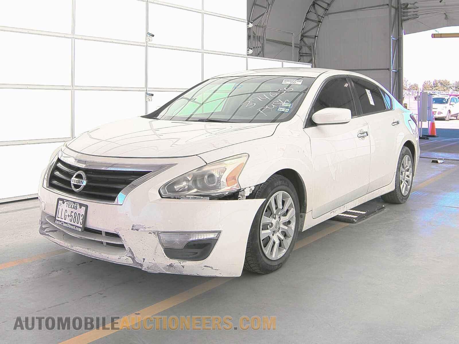 1N4AL3AP0FN374635 Nissan Altima 2015