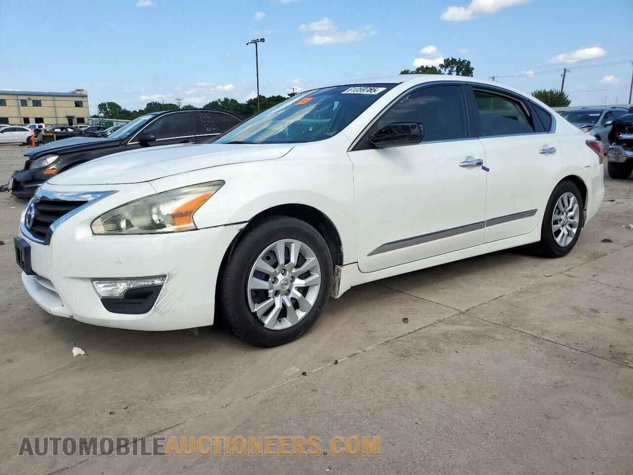 1N4AL3AP0FN876108 NISSAN ALTIMA 2015