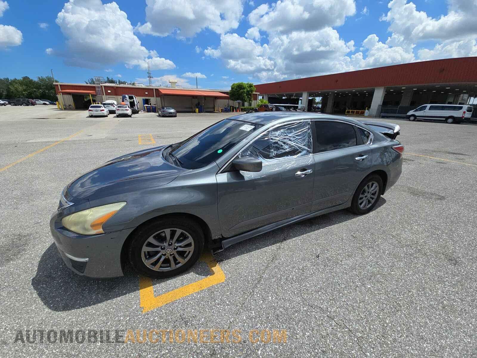 1N4AL3AP0FN923637 Nissan Altima 2015