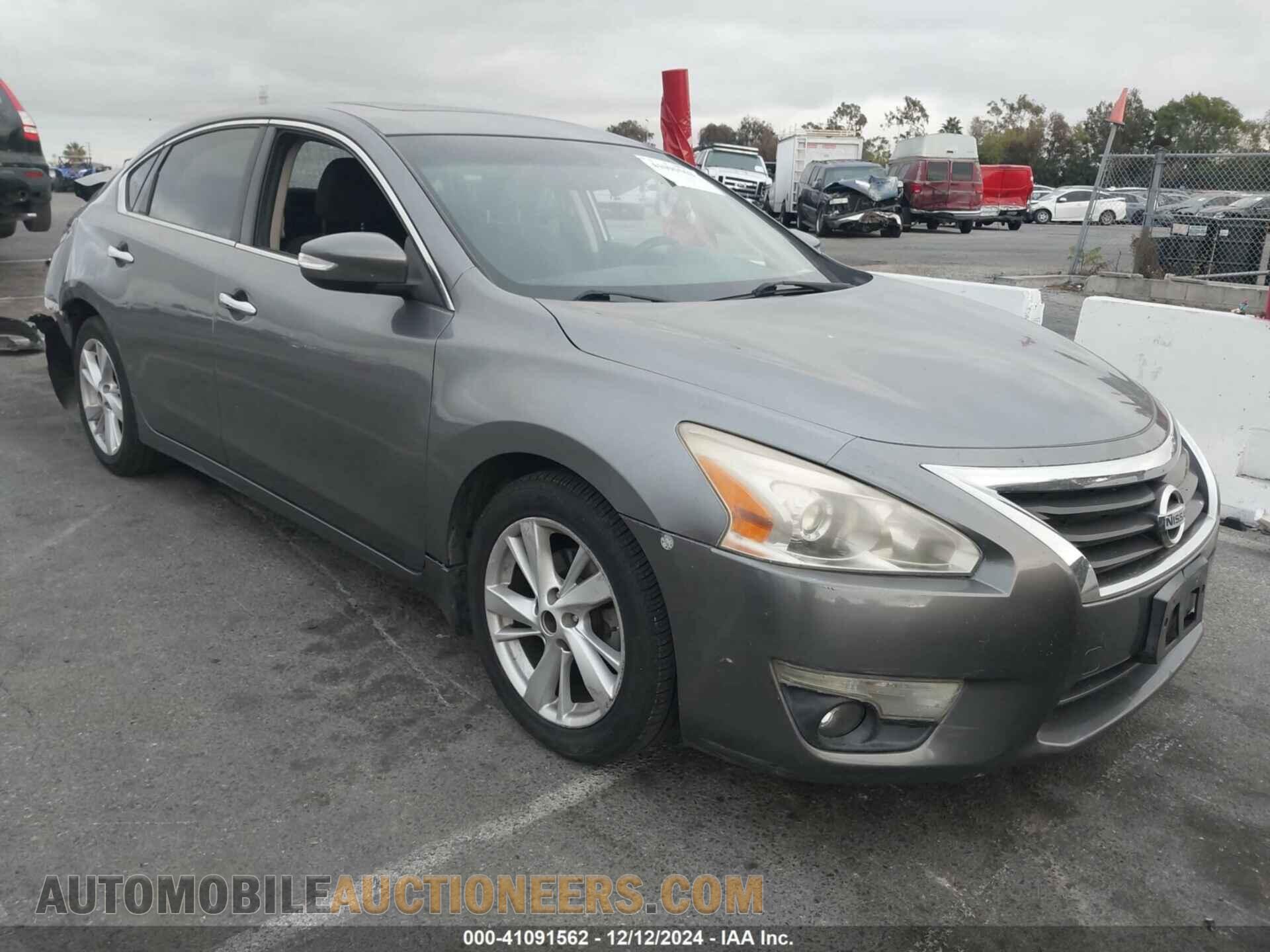 1N4AL3AP1FC444607 NISSAN ALTIMA 2015