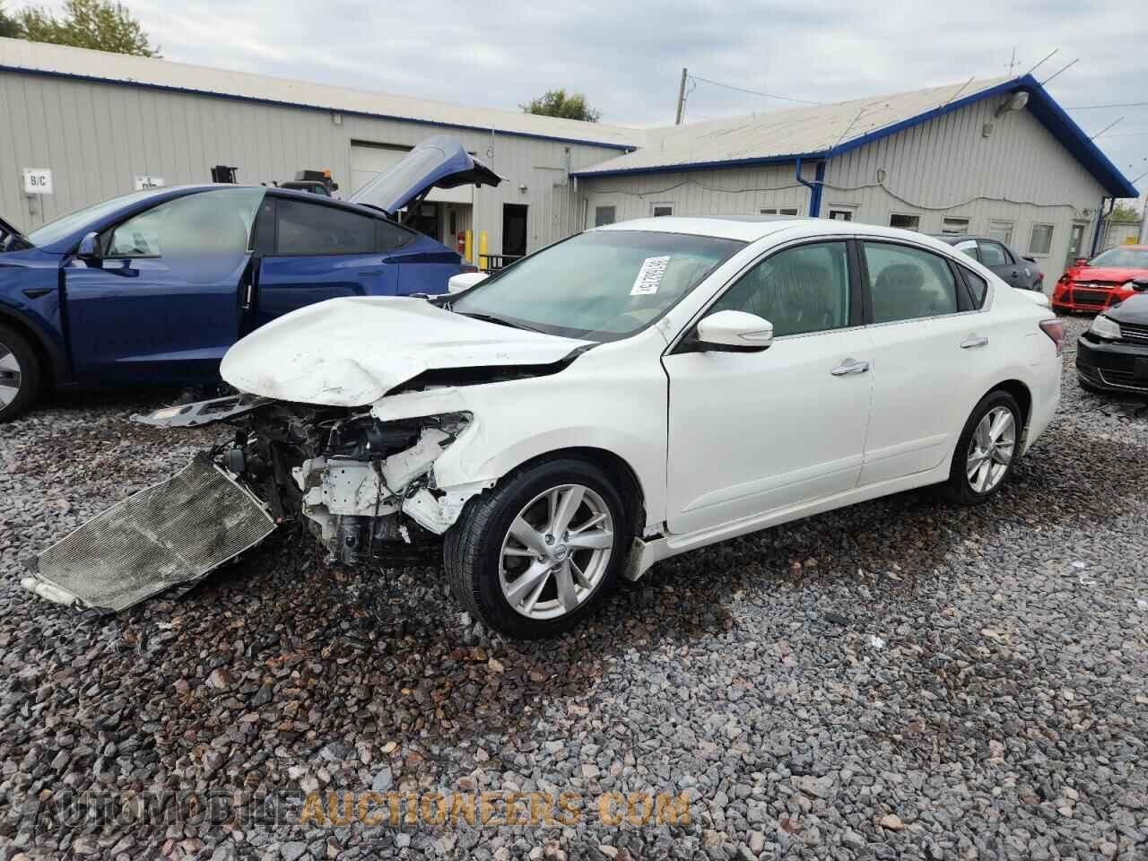 1N4AL3AP1FN358511 NISSAN ALTIMA 2015
