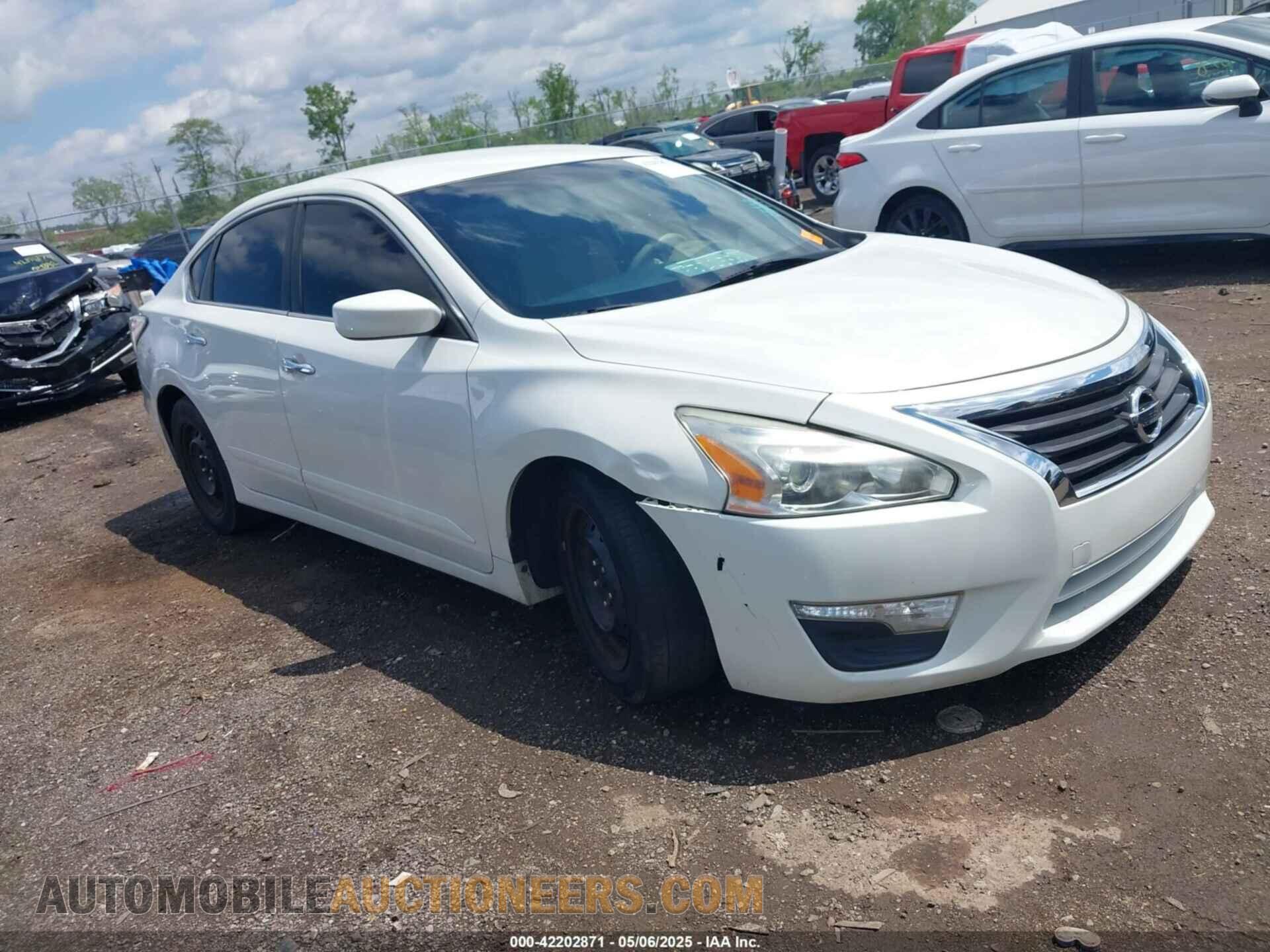 1N4AL3AP1FN367872 NISSAN ALTIMA 2015
