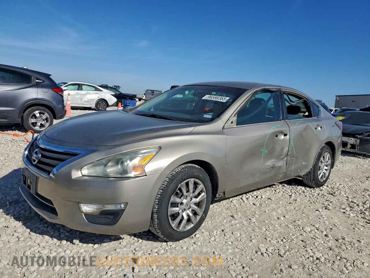 1N4AL3AP1FN376913 NISSAN ALTIMA 2015