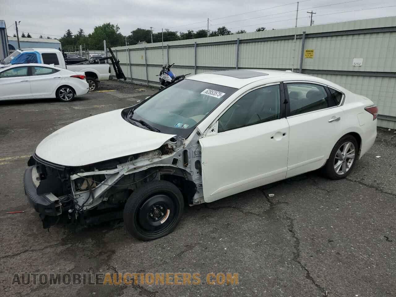 1N4AL3AP1FN911111 NISSAN ALTIMA 2015