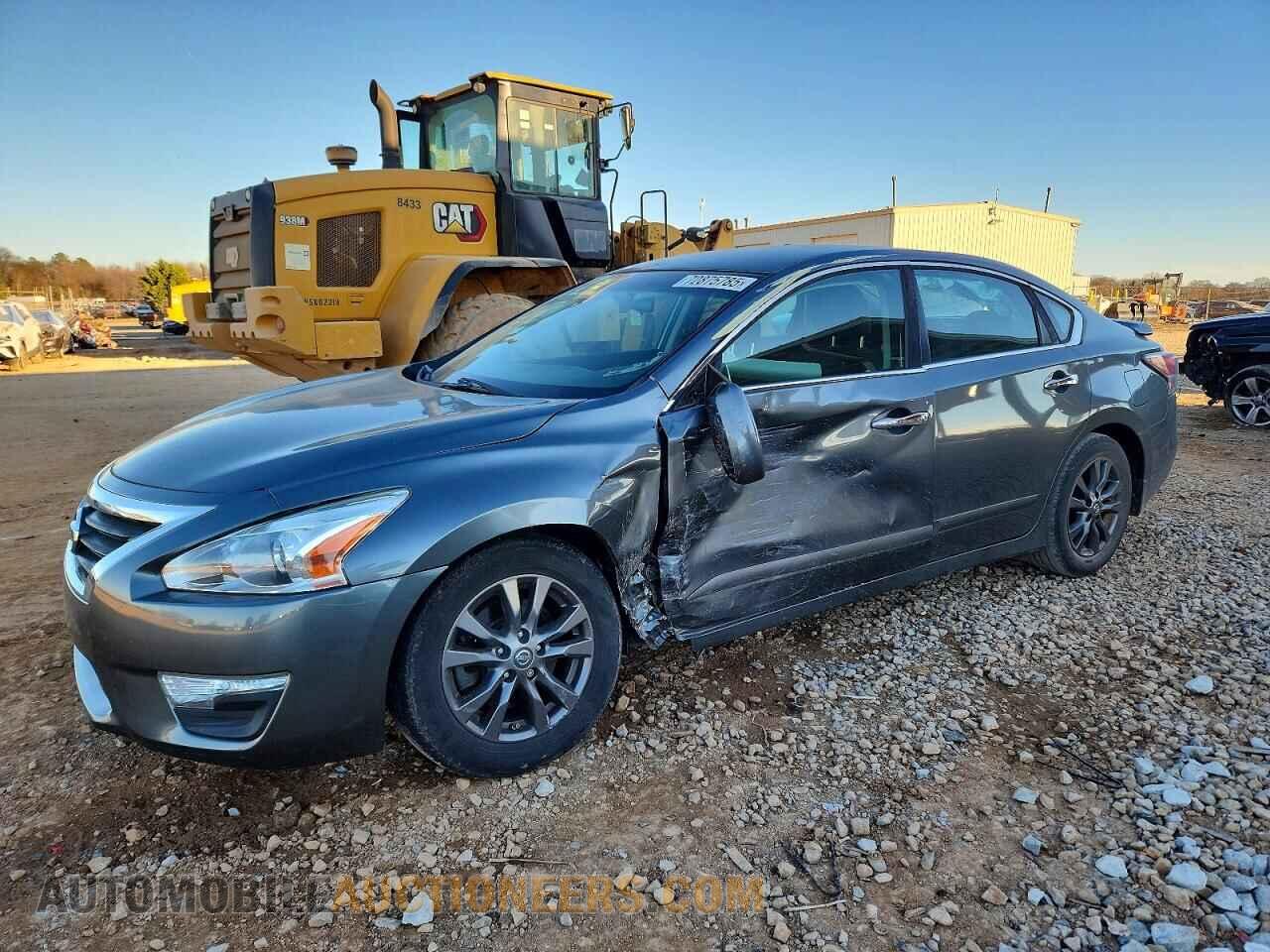 1N4AL3AP1FN923033 NISSAN ALTIMA 2015