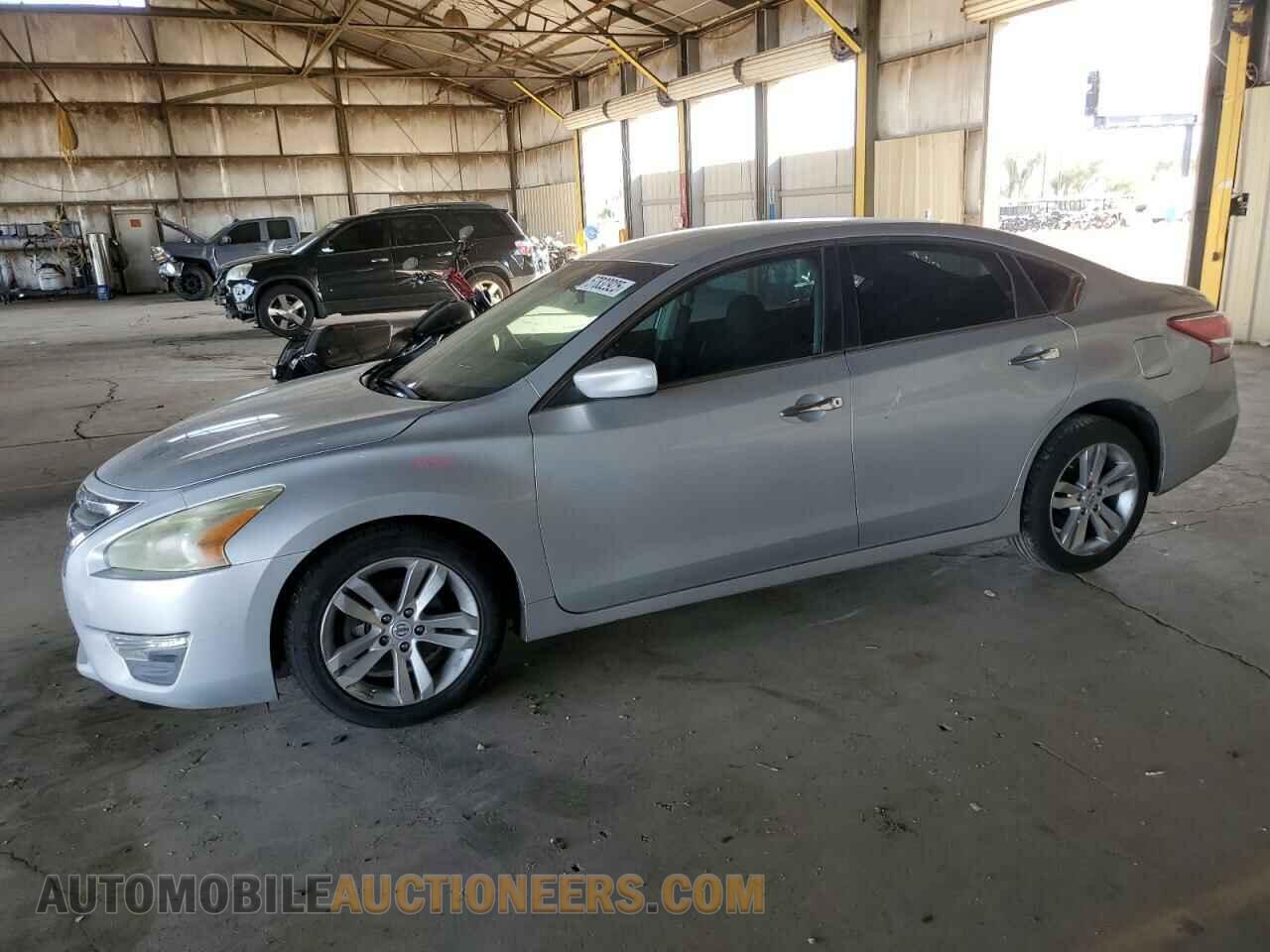 1N4AL3AP2DC214801 NISSAN ALTIMA 2013
