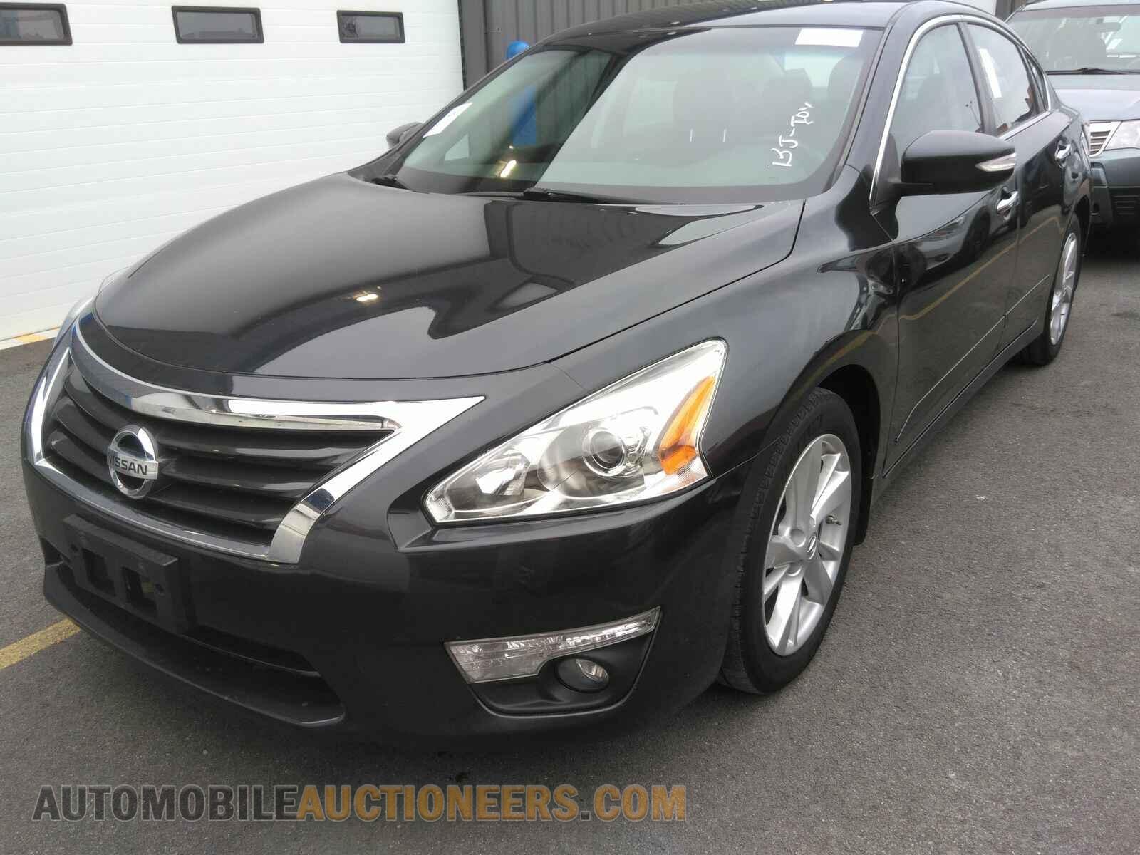 1N4AL3AP2FC281174 Nissan Altima 2015