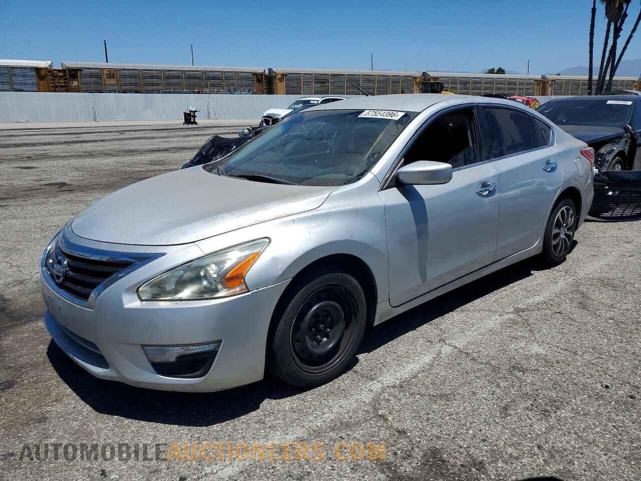 1N4AL3AP2FN334914 NISSAN ALTIMA 2015