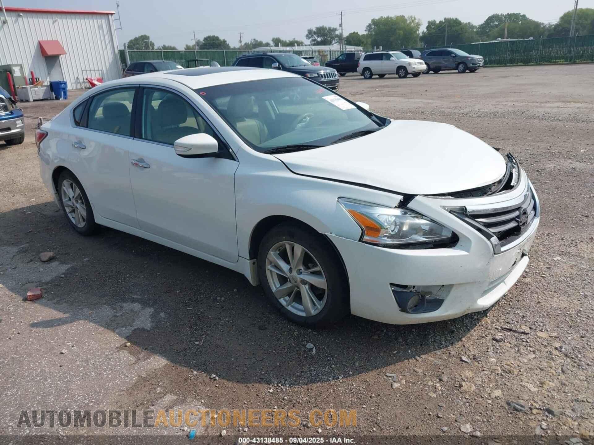1N4AL3AP2FN377004 NISSAN ALTIMA 2015