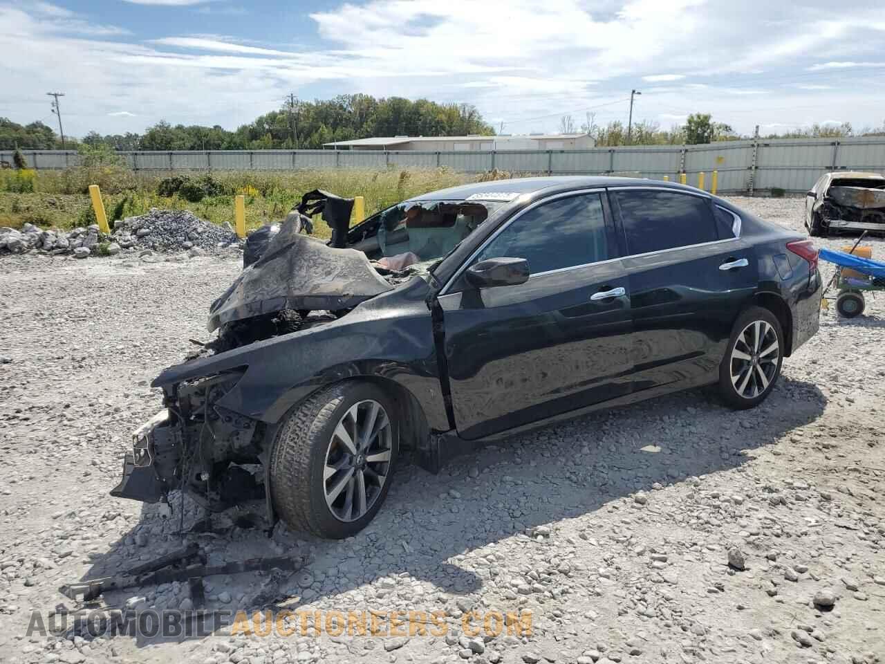 1N4AL3AP2HC155464 NISSAN ALTIMA 2017