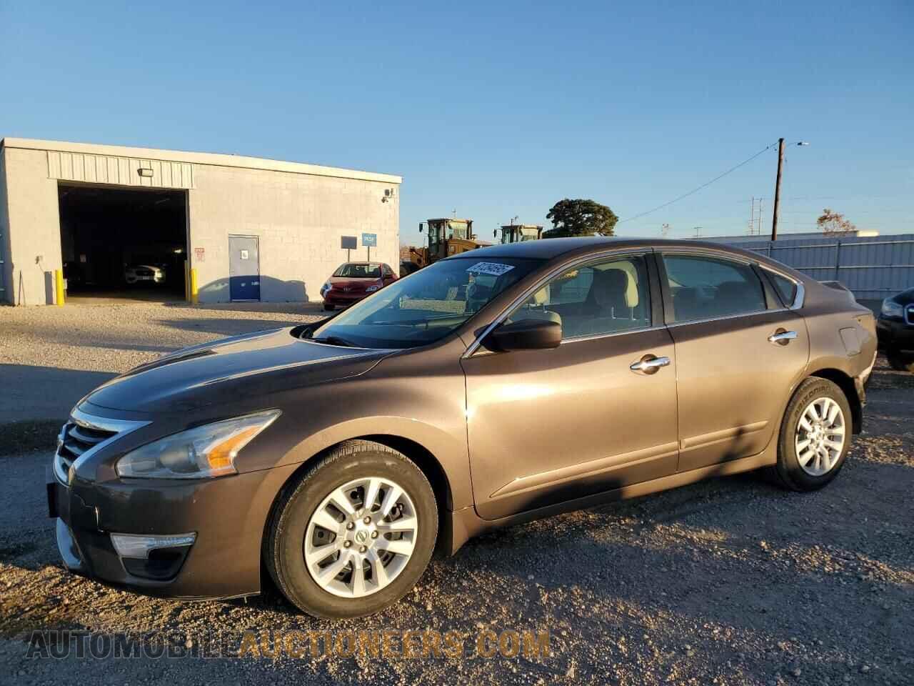 1N4AL3AP3FN879312 NISSAN ALTIMA 2015