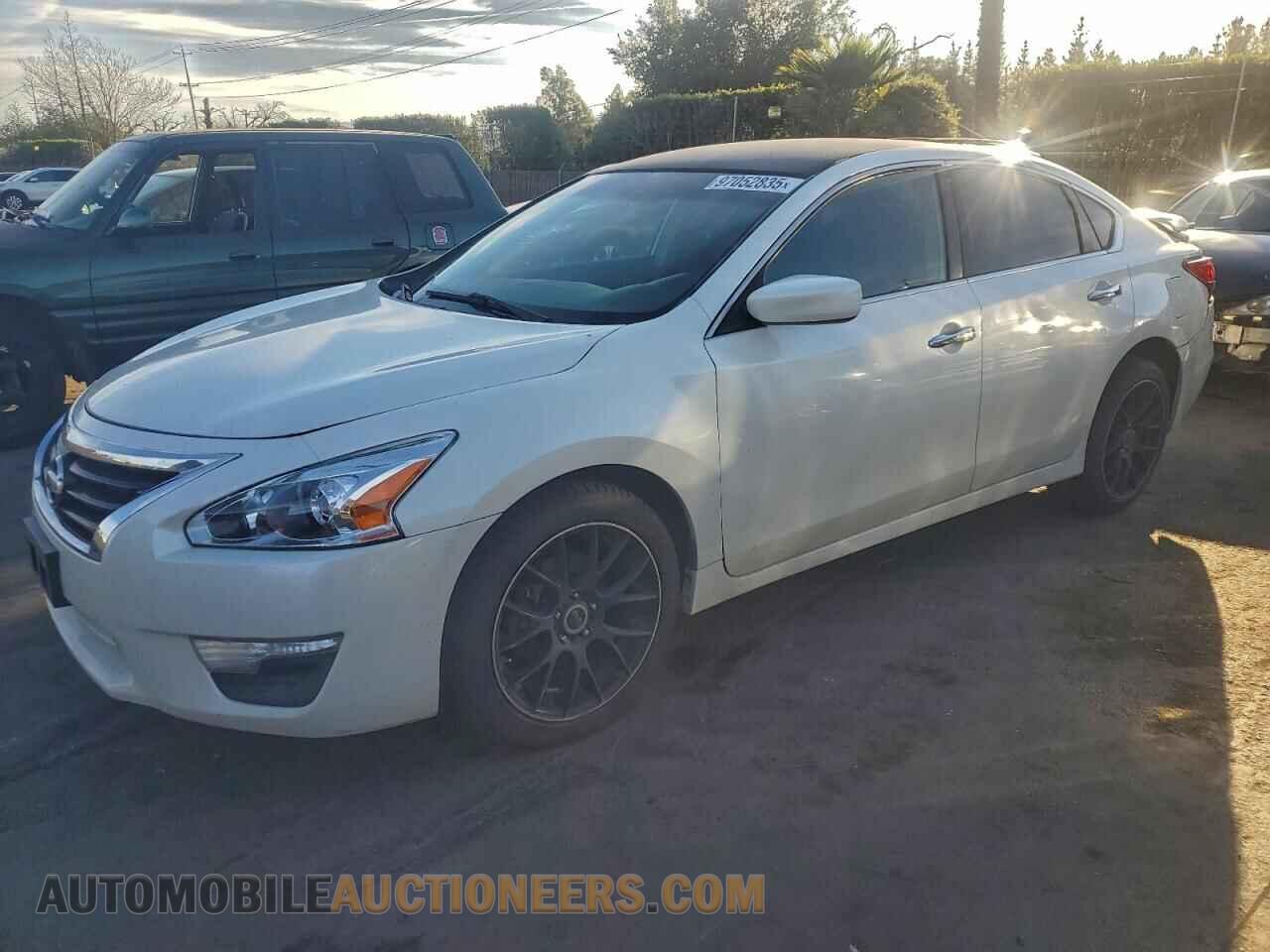 1N4AL3AP4DC106910 NISSAN ALTIMA 2013