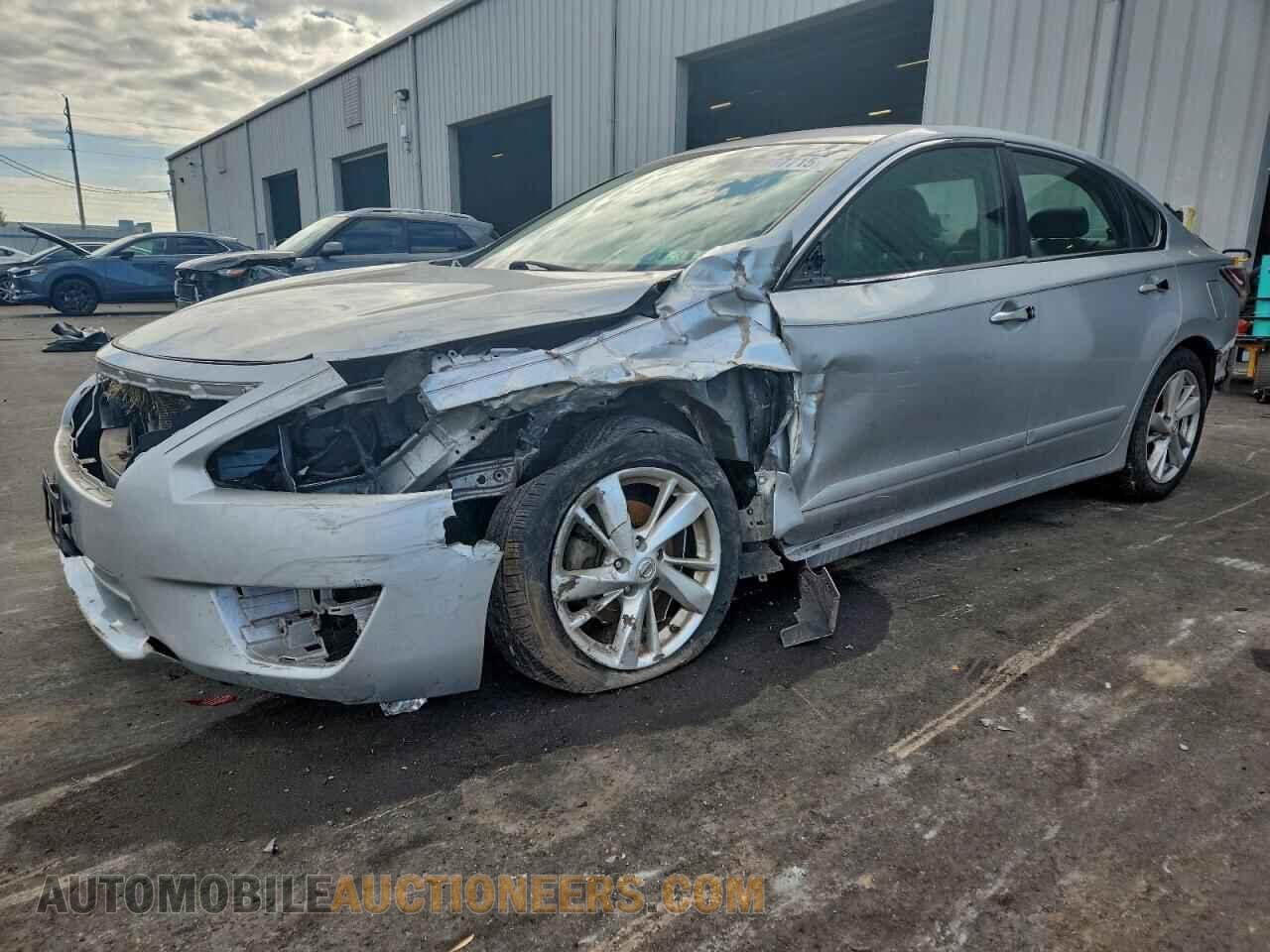 1N4AL3AP4FN860655 NISSAN ALTIMA 2015